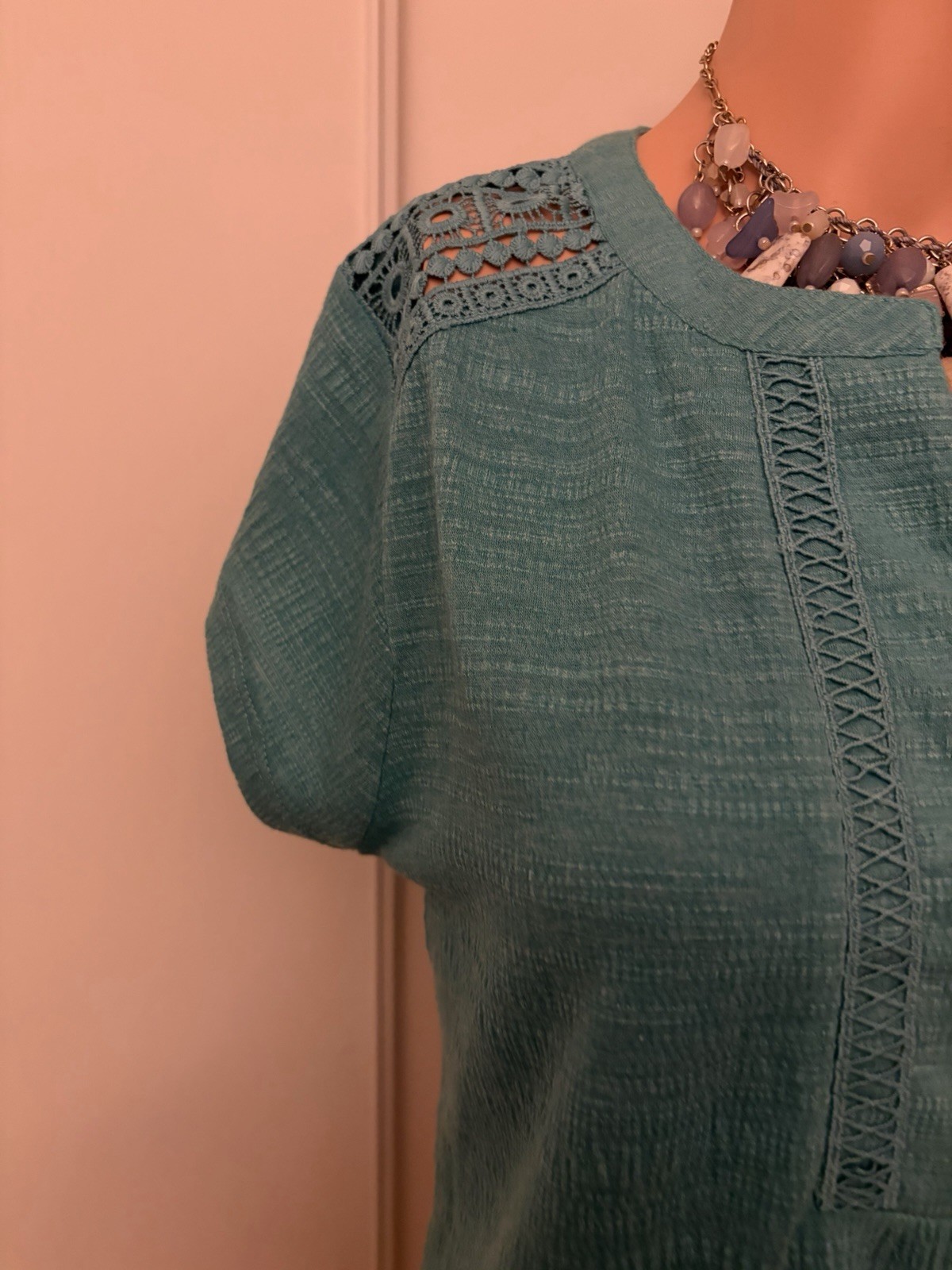 Cable & Gauge Women’s Green Split Neck Crochet Tunic Blouse, M