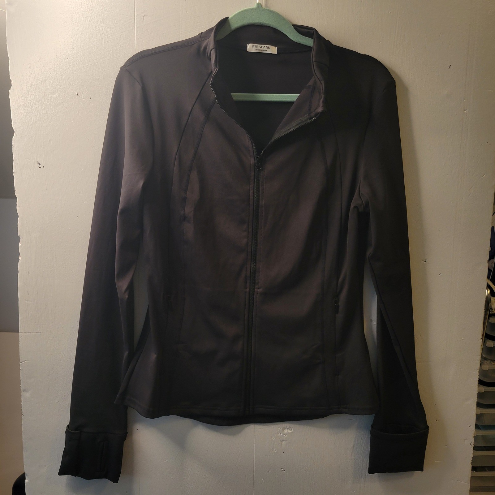 Women’s Black Full Zip Athletic Jacket Thumbhole Performance Activewear Size L