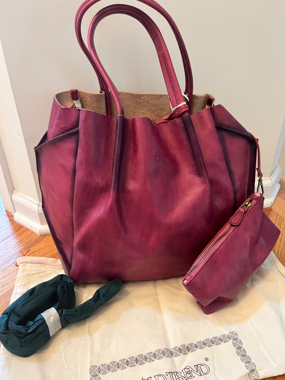 Old Trend Sprout Land Exra-Large Leather Tote Bag $285 Orchid NEW WITH DUST BAG