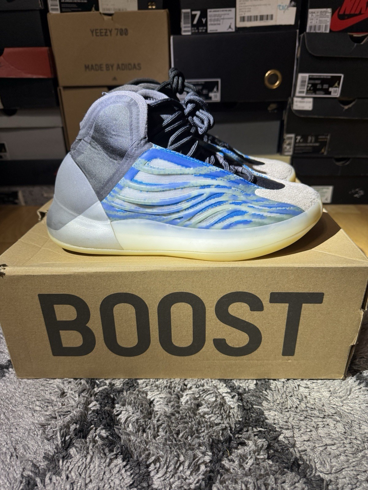 adidas Yeezy Quantum Boost Mid Top Men’s Sneaker Frozen Blue GZ8872