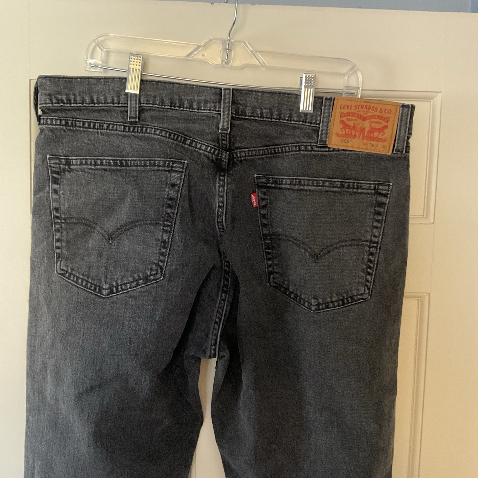 Levi’s 505 Jeans Classic Straight Leg Washed Black Men’s Size 38×30