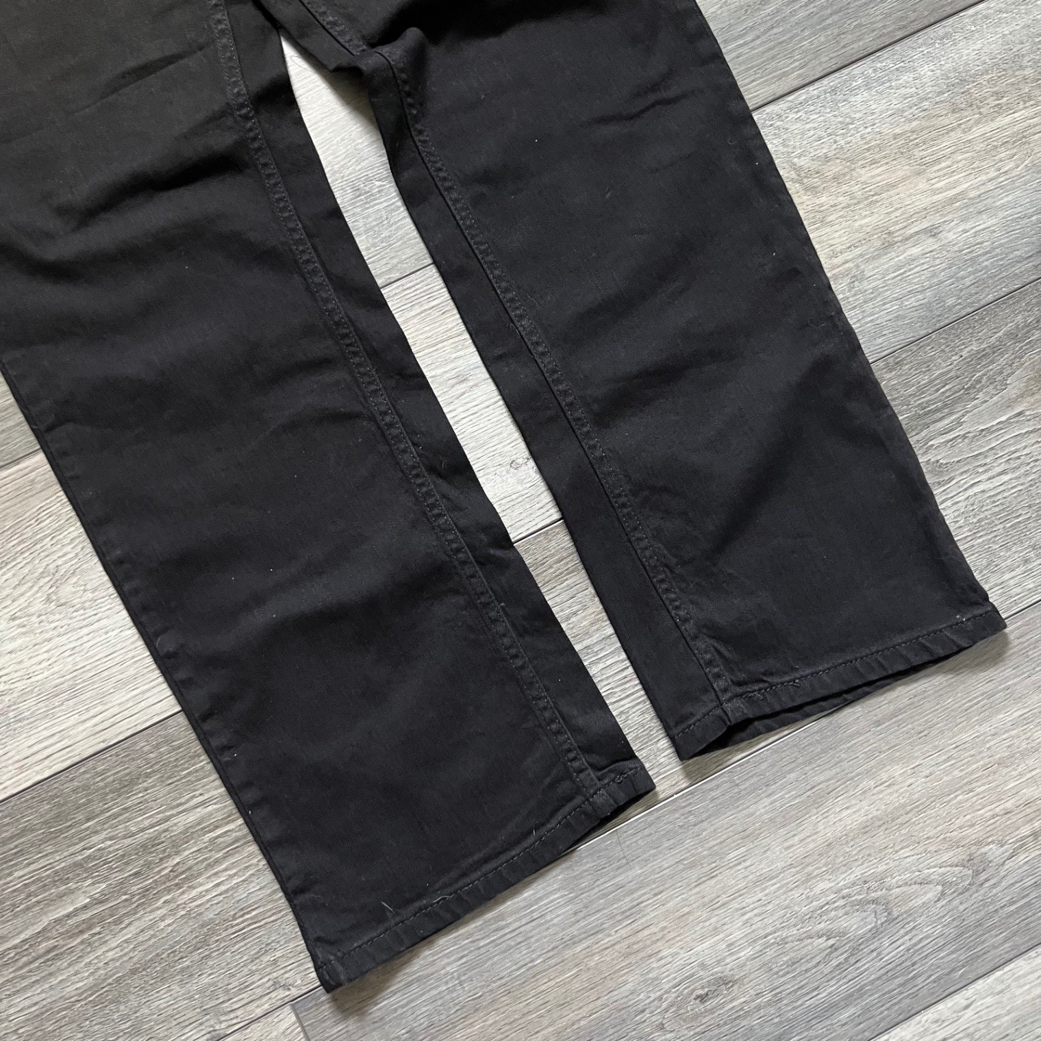 Levi’s Men’s 33×30 559 Relaxed Straight Jeans Black Denim Y2K NEW NWT