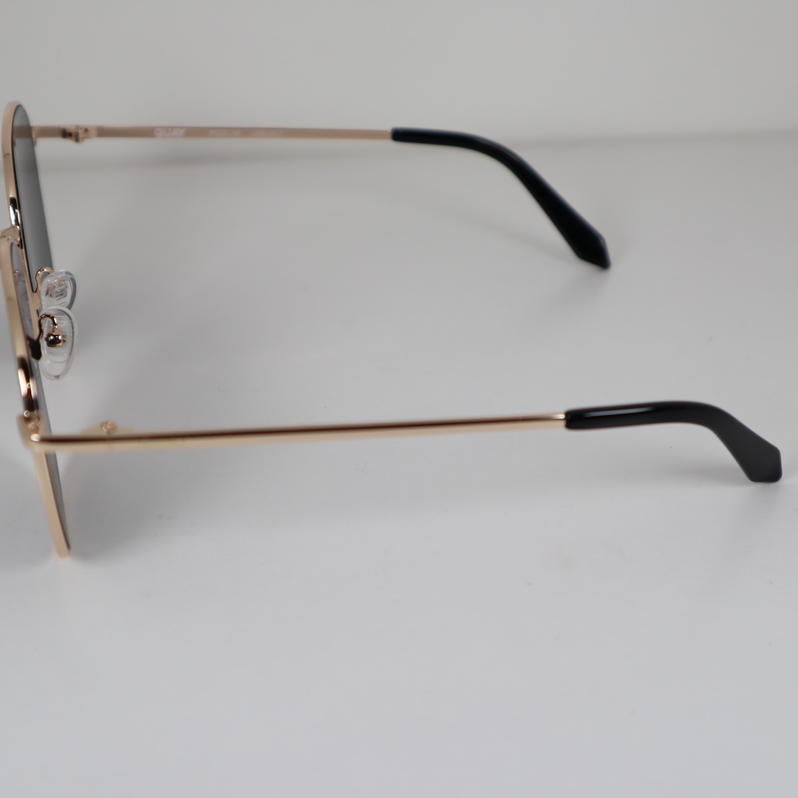 Quay Australia JEZABELL 10225 Gold Frame/Smoke Lens Round Sunglasses 59-20-148mm