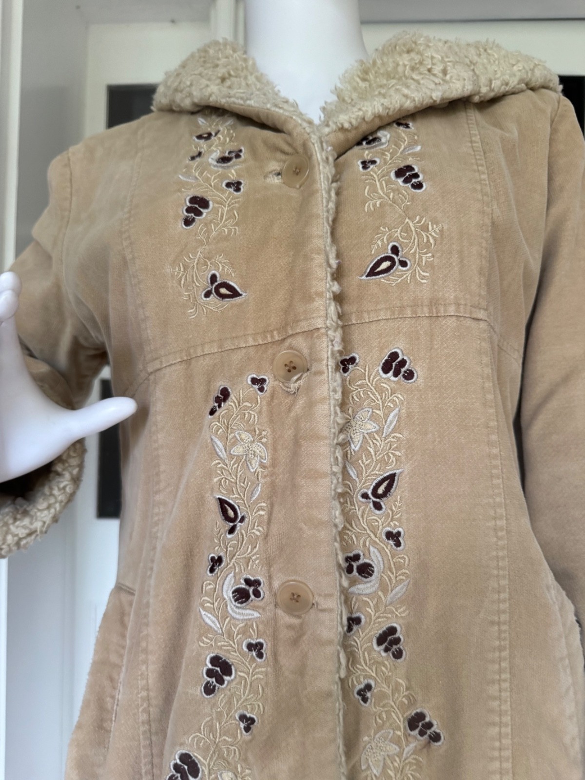 STATIC SIZE LARGE Cotton Beige Hooded Quilted Lining Button Up Embroidery