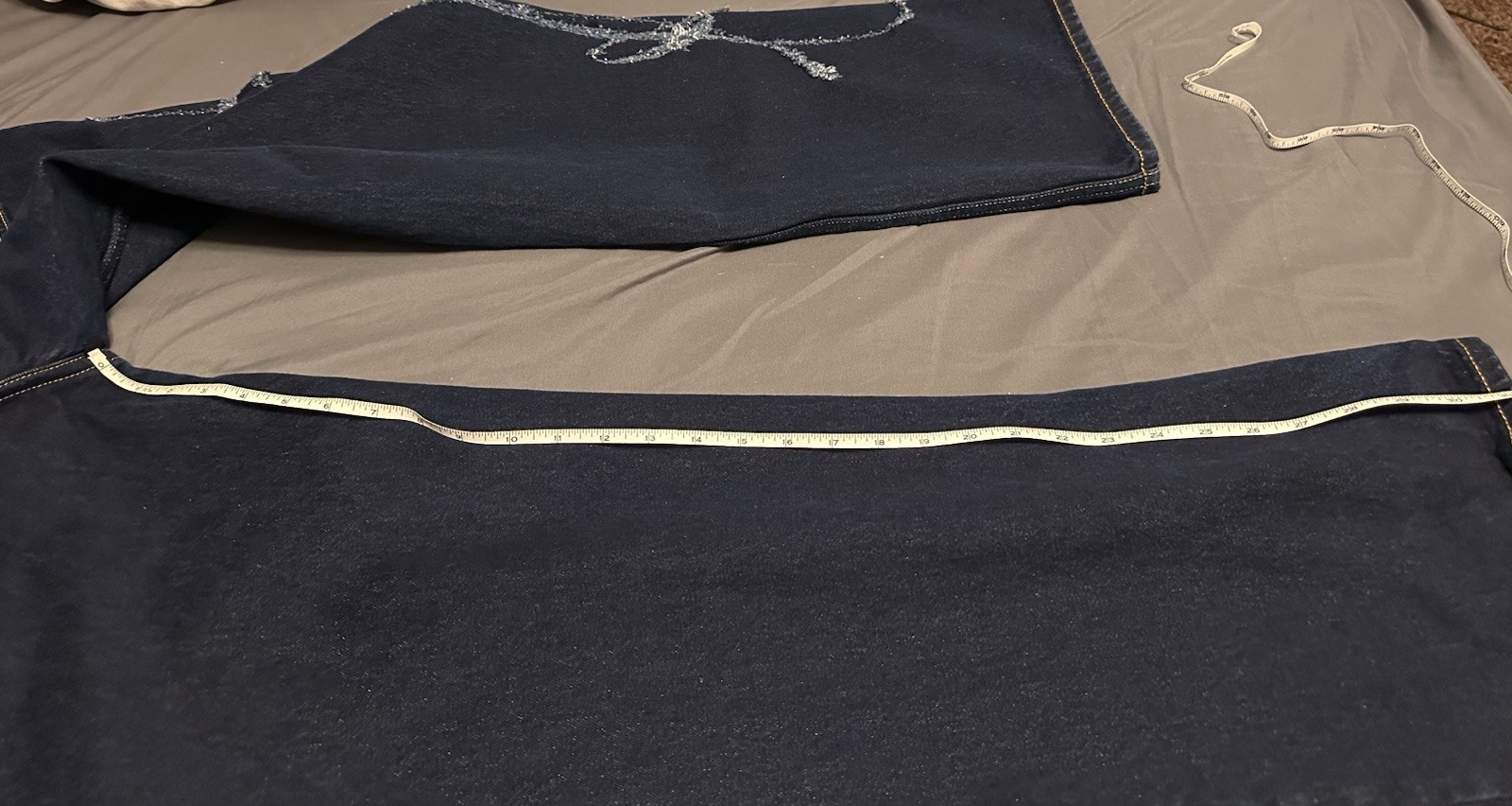 Corteiz Frayed Denim Baggy Jeans ‘Indigo