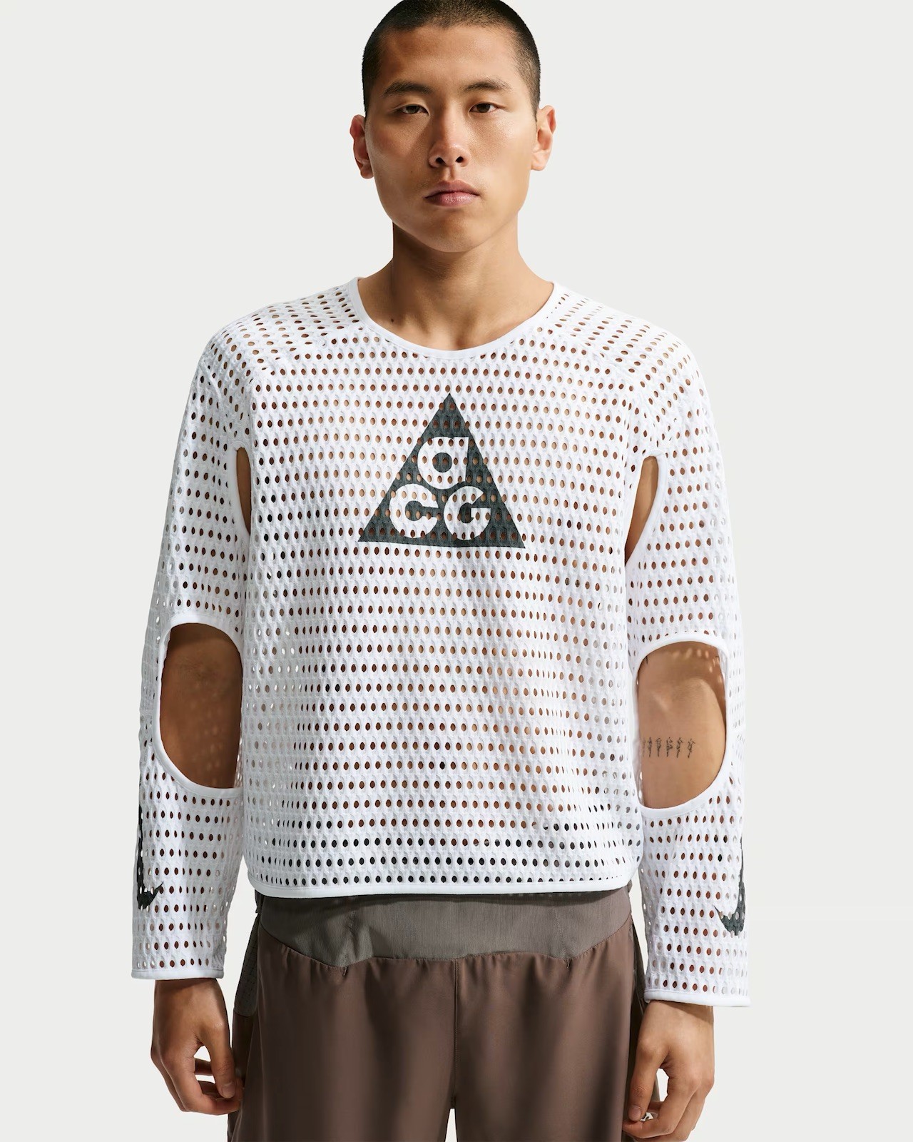 Men’s Medium Nike ACG Radical AirFlow NXT Long Sleeve Shirt