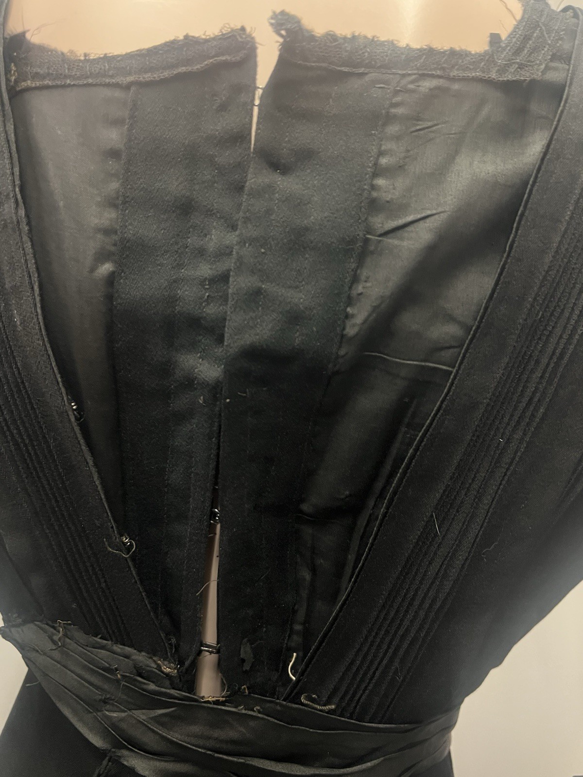 1906-1910 Black Wool Daytime Winter Dress