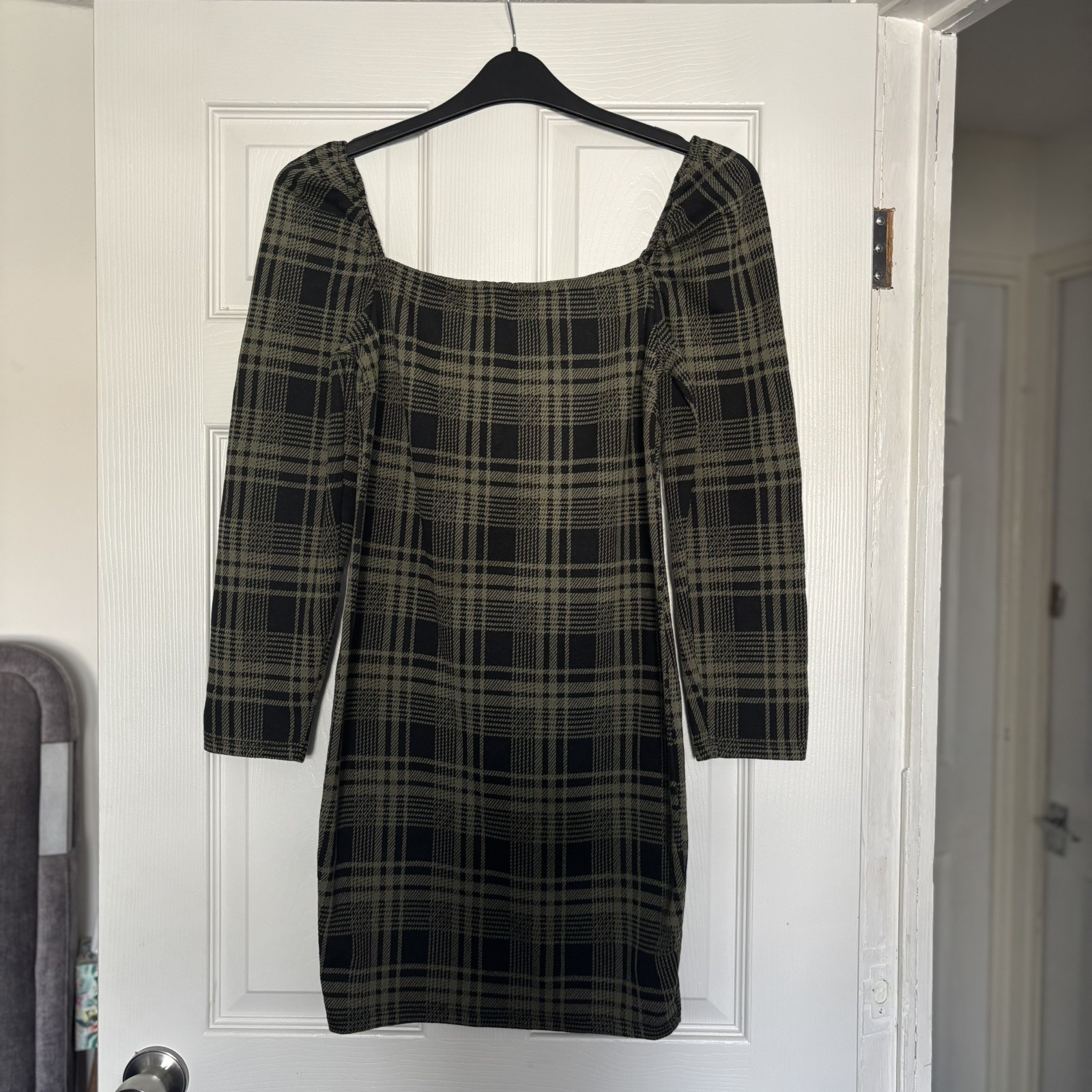 Gossip Black Green Dress Women’s Size 12 Khaki Off The Shoulder Festival BNWT
