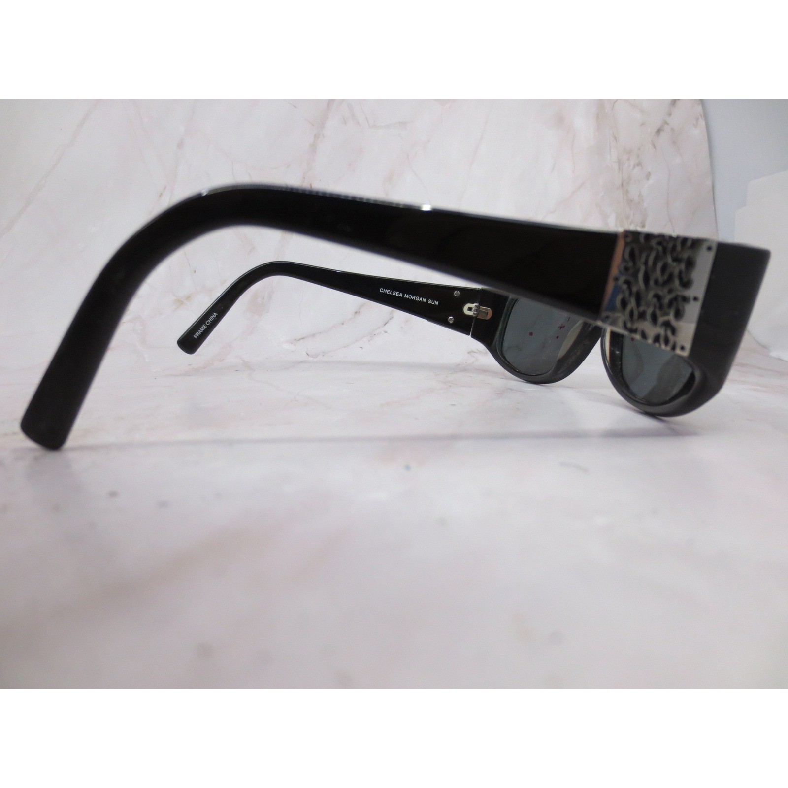 Chelsea Morgan Sun CMS0005 Black Oval Sunglasses Silver Filigree 55-16-130