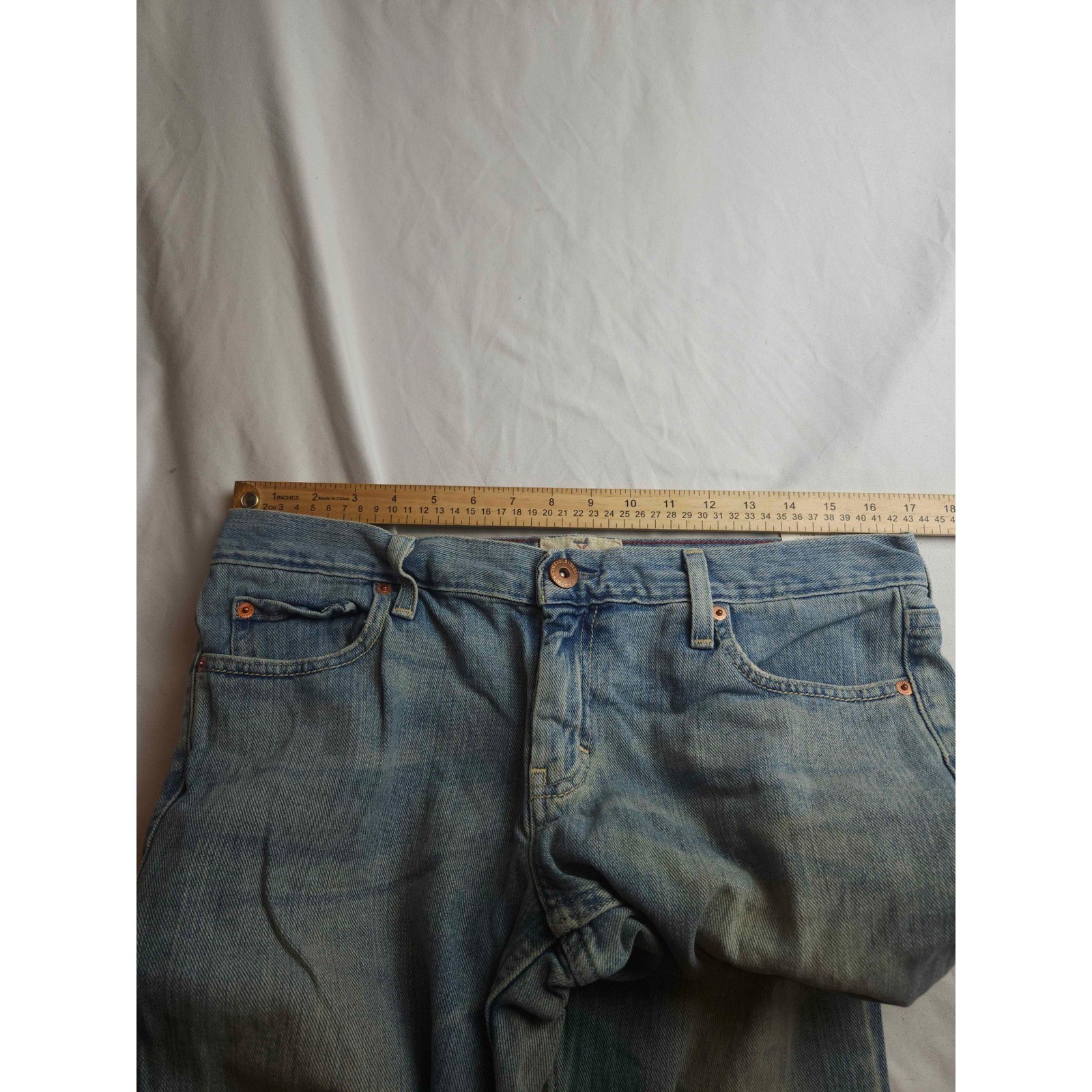 American Eagle Hipster Fit Flare Jeans Light Wash Blue Denim Y2K Size 12 Reg
