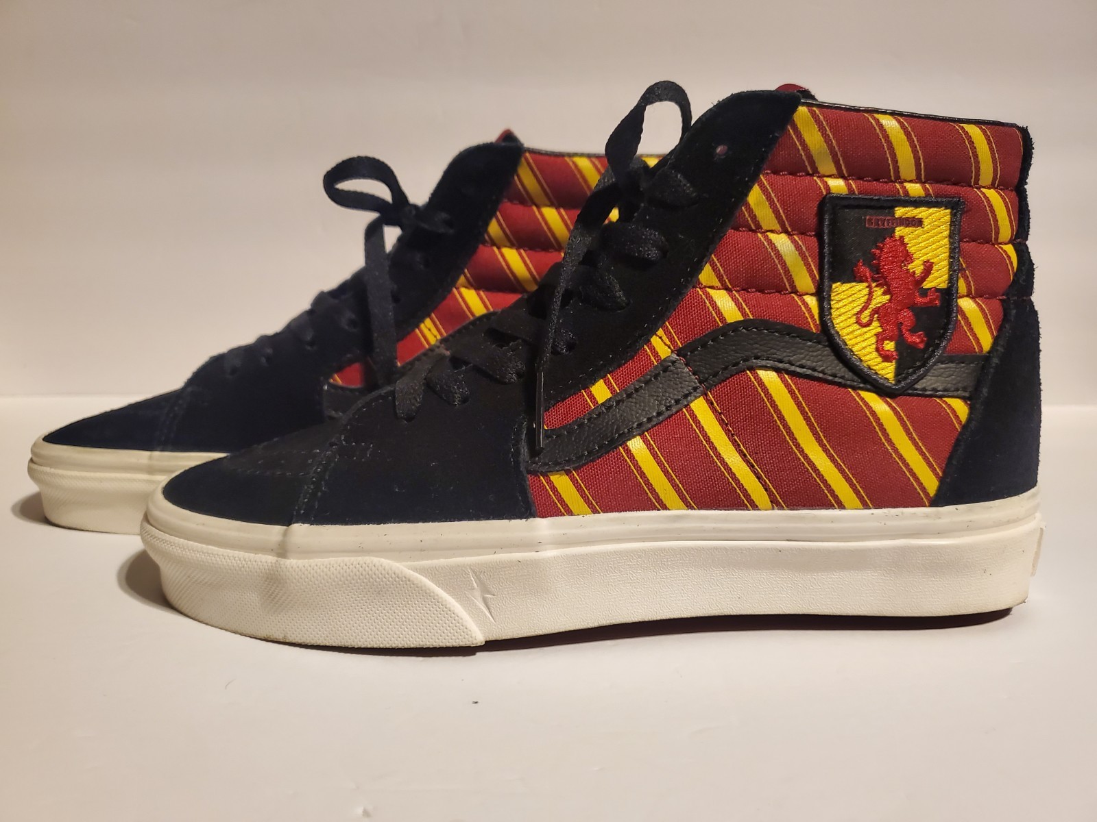 Harry Potter x Vans Sk8-Hi ‘Gryffindor’ Limited Edition High-Top Unisex Sneakers