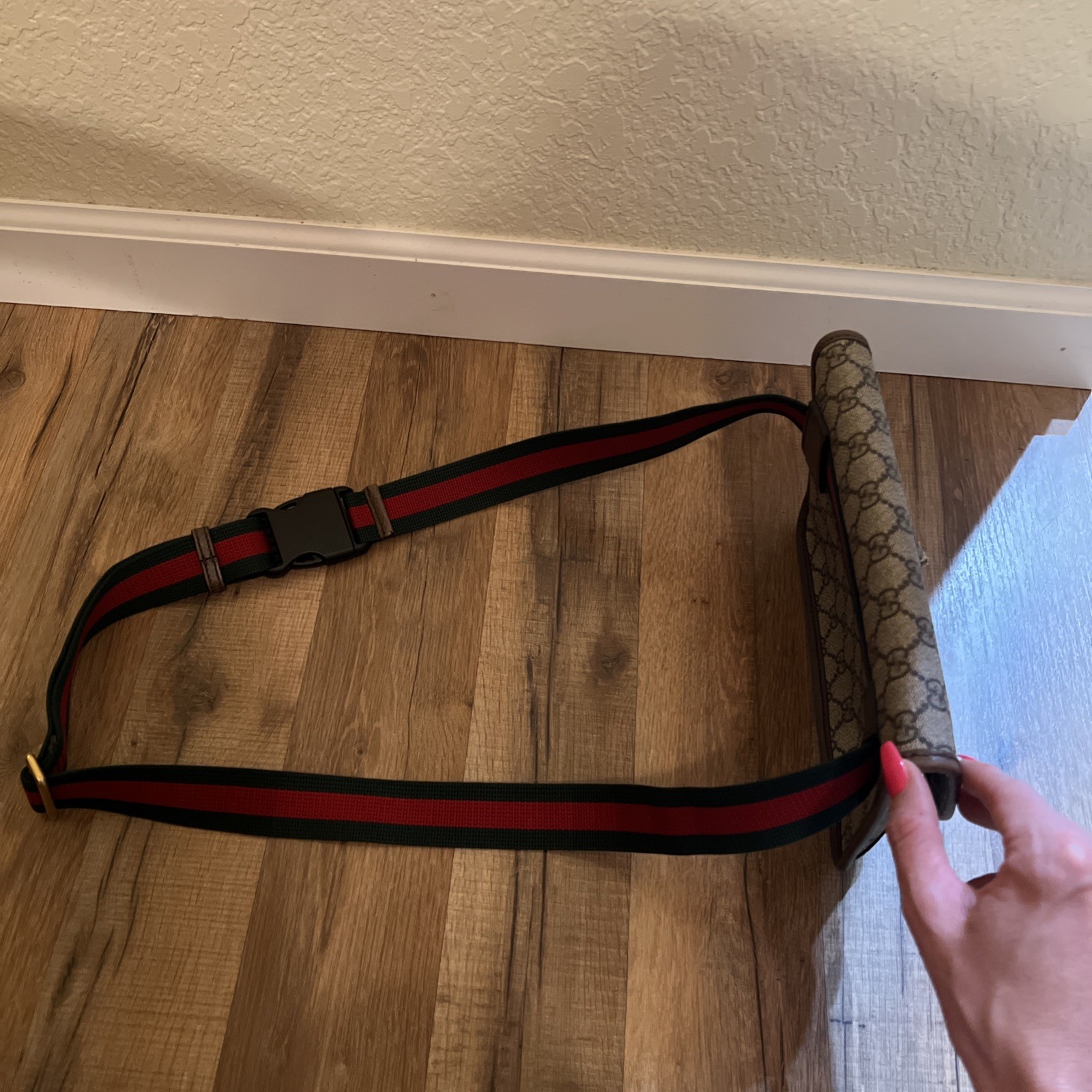 Gucci GG Supreme canvas belt bag