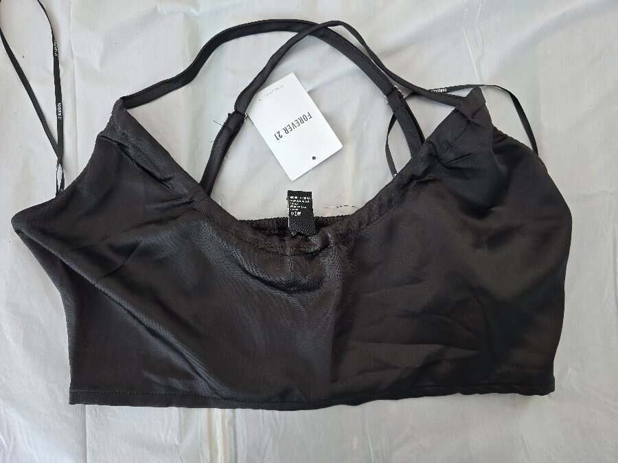 FOREVER 21 Size Large Women’s Black Crop Top Tank Bralette