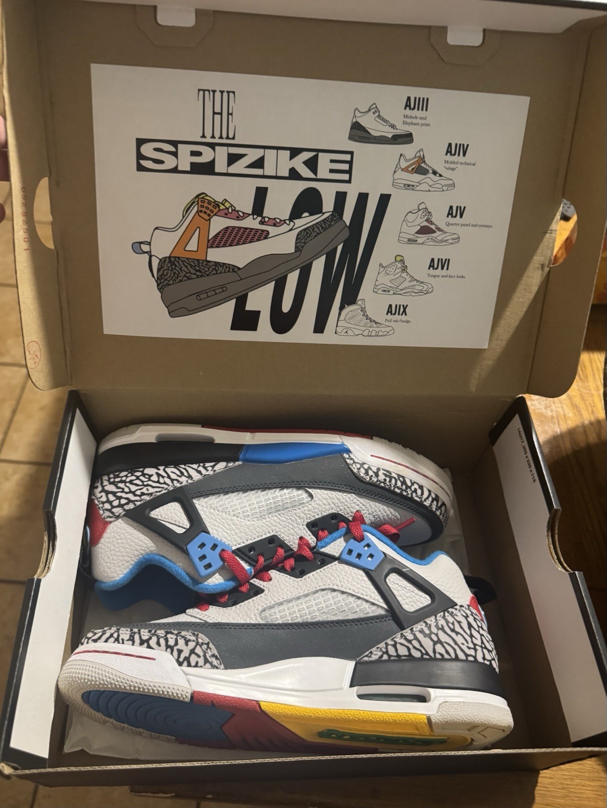Jordan Spizike Low SE (GS) Kids Sneaker 6.5Y Neutral Grey/Varsity Maize