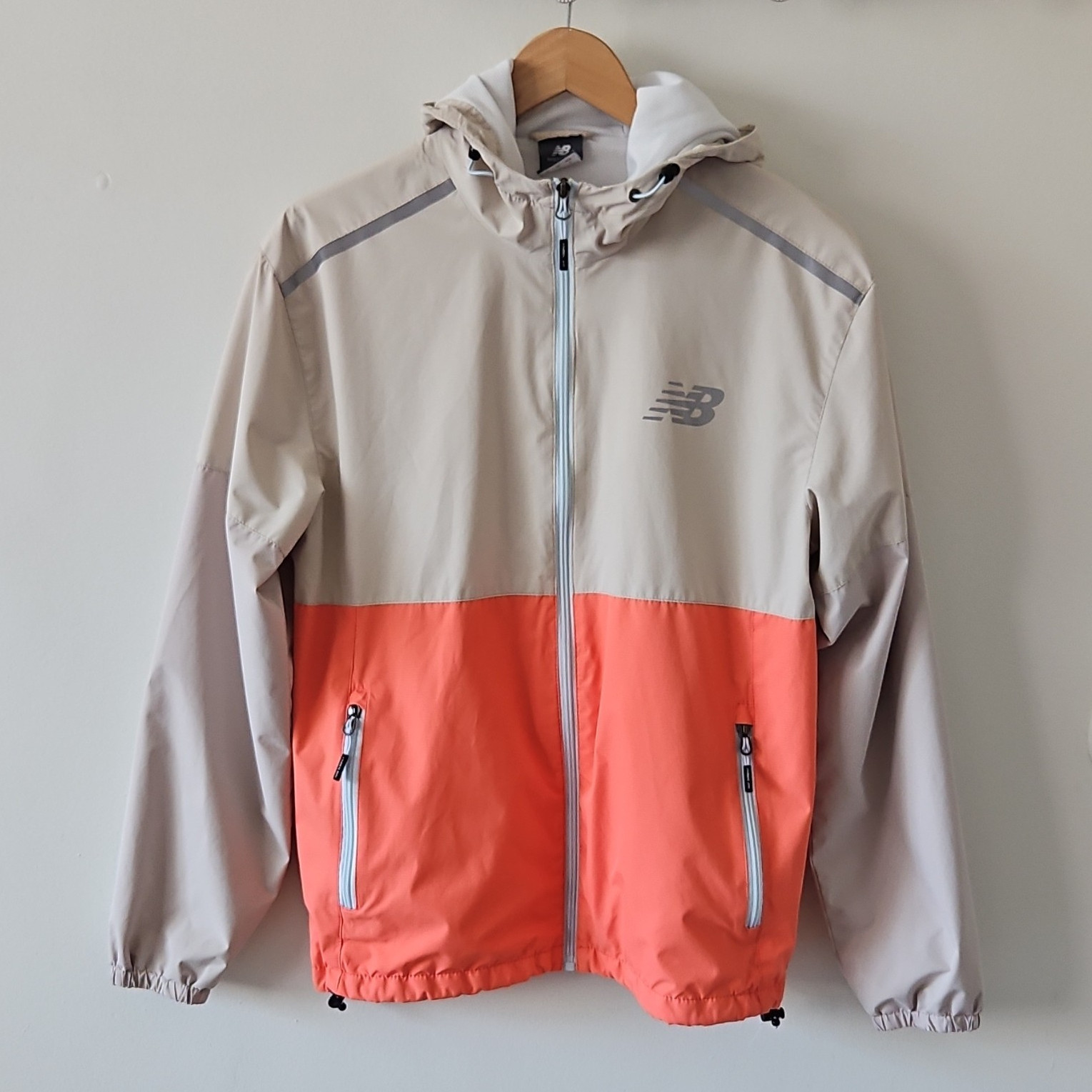 New Balance Colorblock Hooded Windbreaker Full Zip Jacket Beige/Orange Men’s S