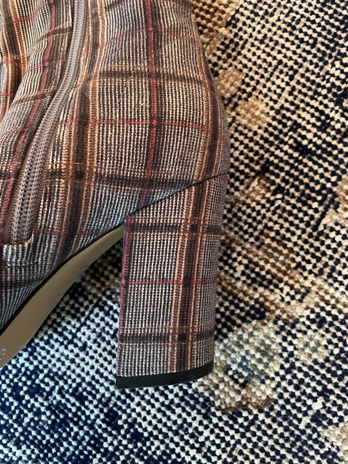 Jessica Simpson JS HENDRIA Plaid Ankle Boots Pointed Toe Block Heel Zip US 8.5M
