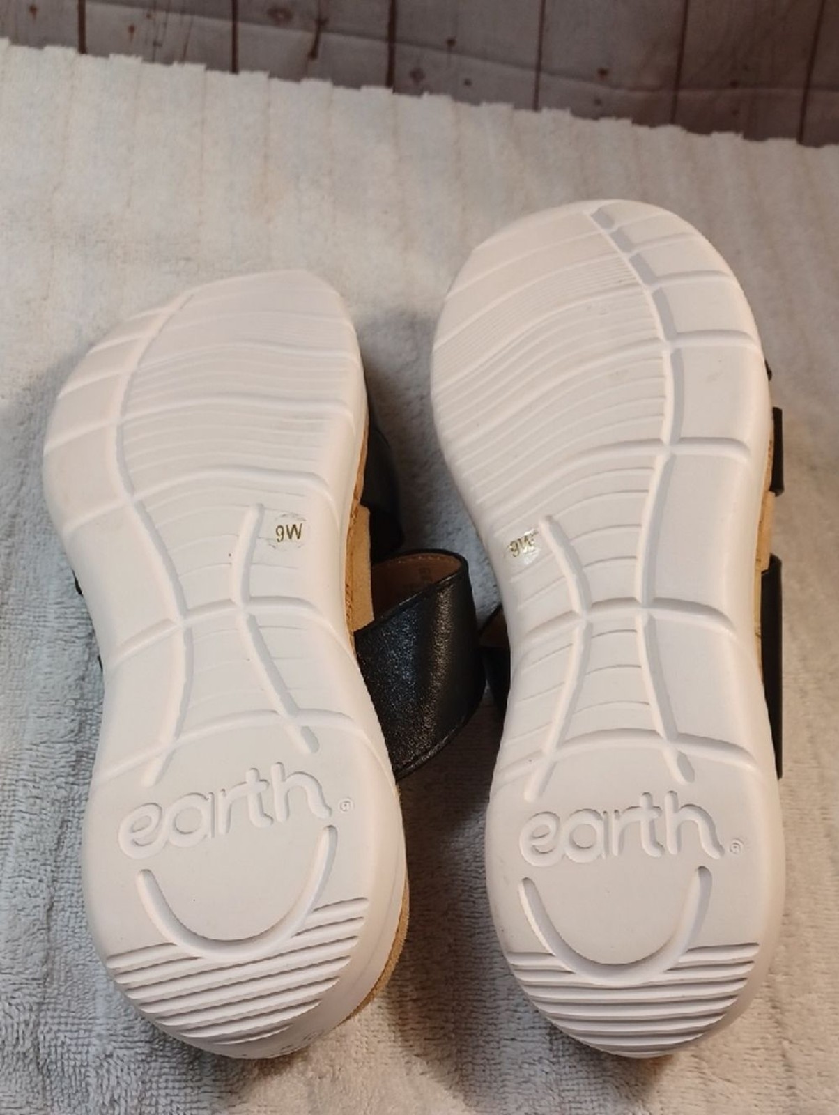 earth black leather comfort slide sandals women’s size 9w wide cushioned