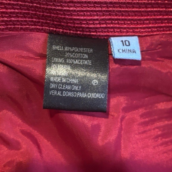Antonio Melani M 8 10 Red 2pc Skirt Suit Double Breasted Square Neck Knit Career