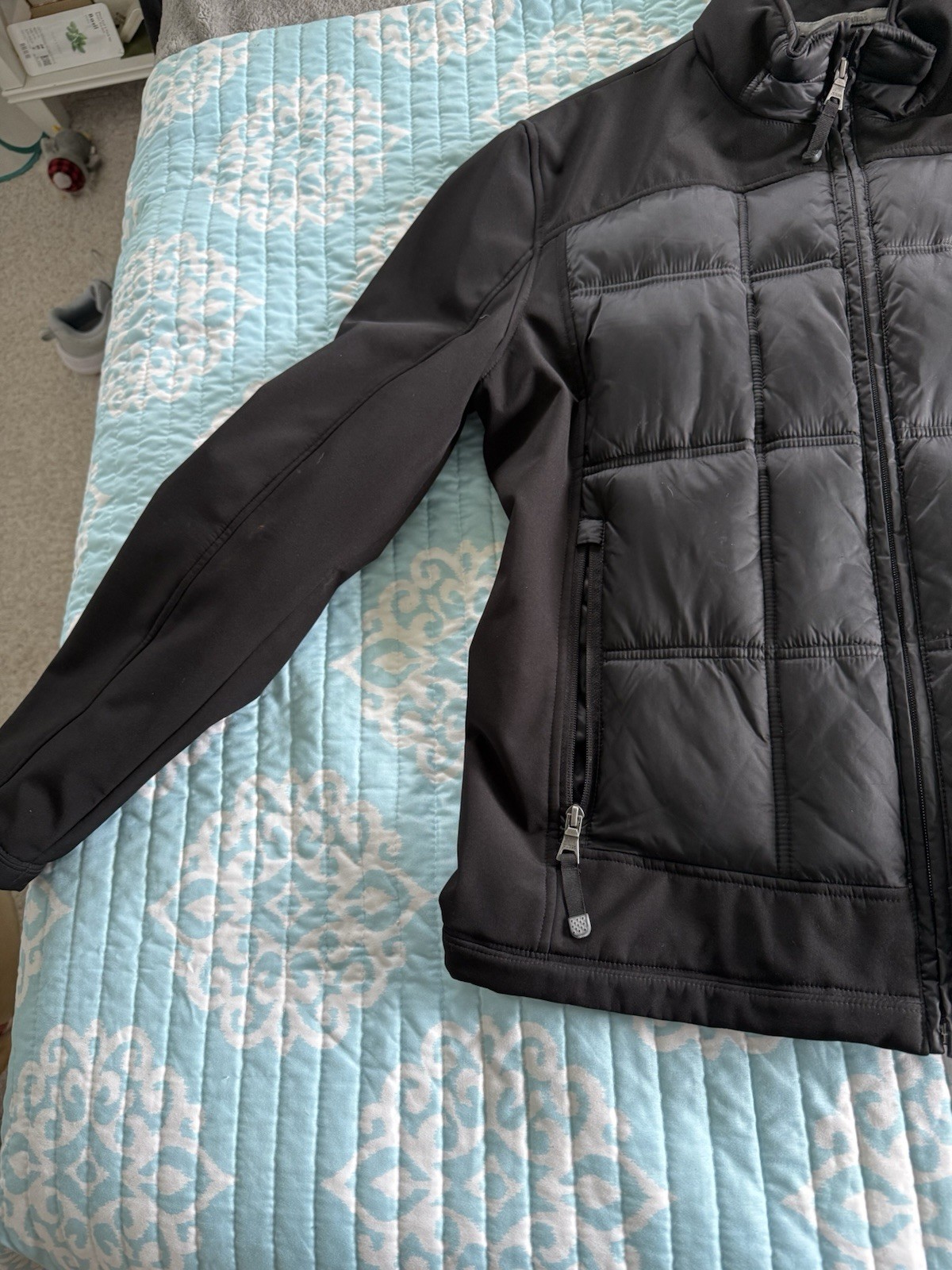 GUESS Puffer Jacket Black Quilted Zipper Logo Band Collar Lightweight Size XL
