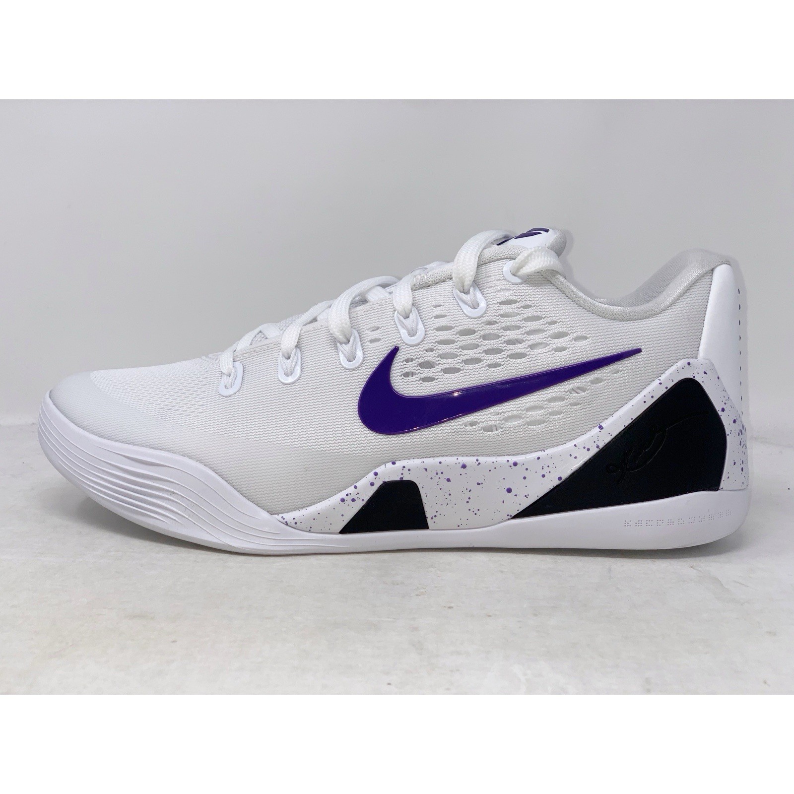 Nike Kobe 9 Elite Low Protro ‘LA Lakers Home’ White Sneakers, Size 12 IH1401-100