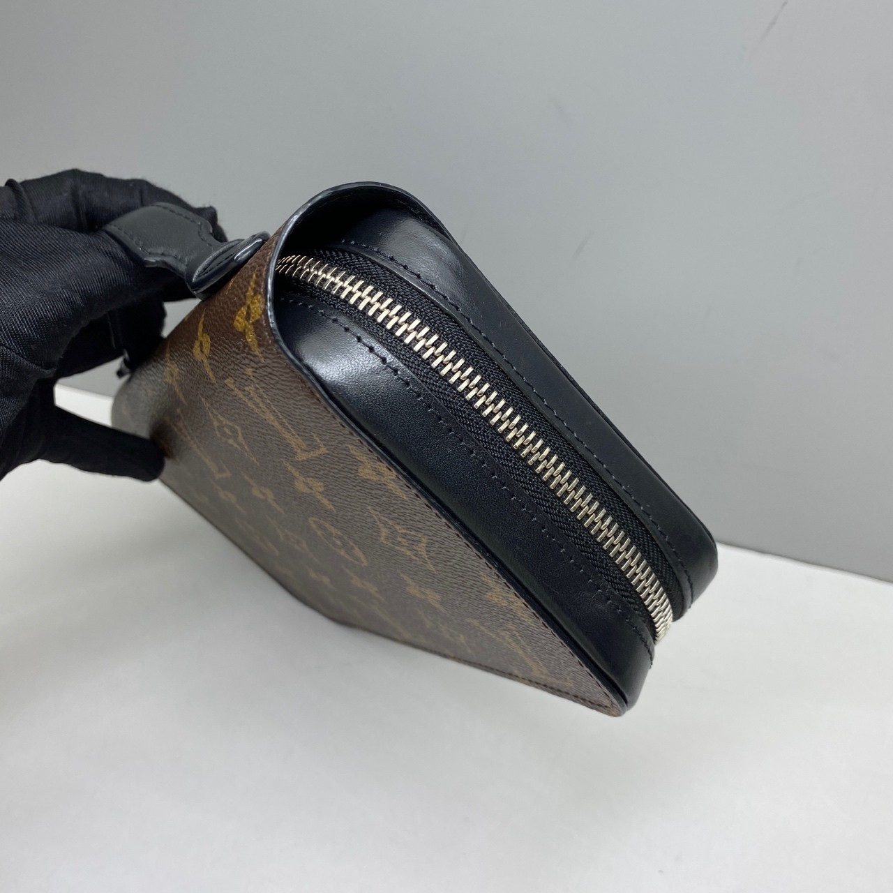 Louis Vuitton Pre-Owned Authentic Handle Clutch Brown Free Shipping 22x15x4cm