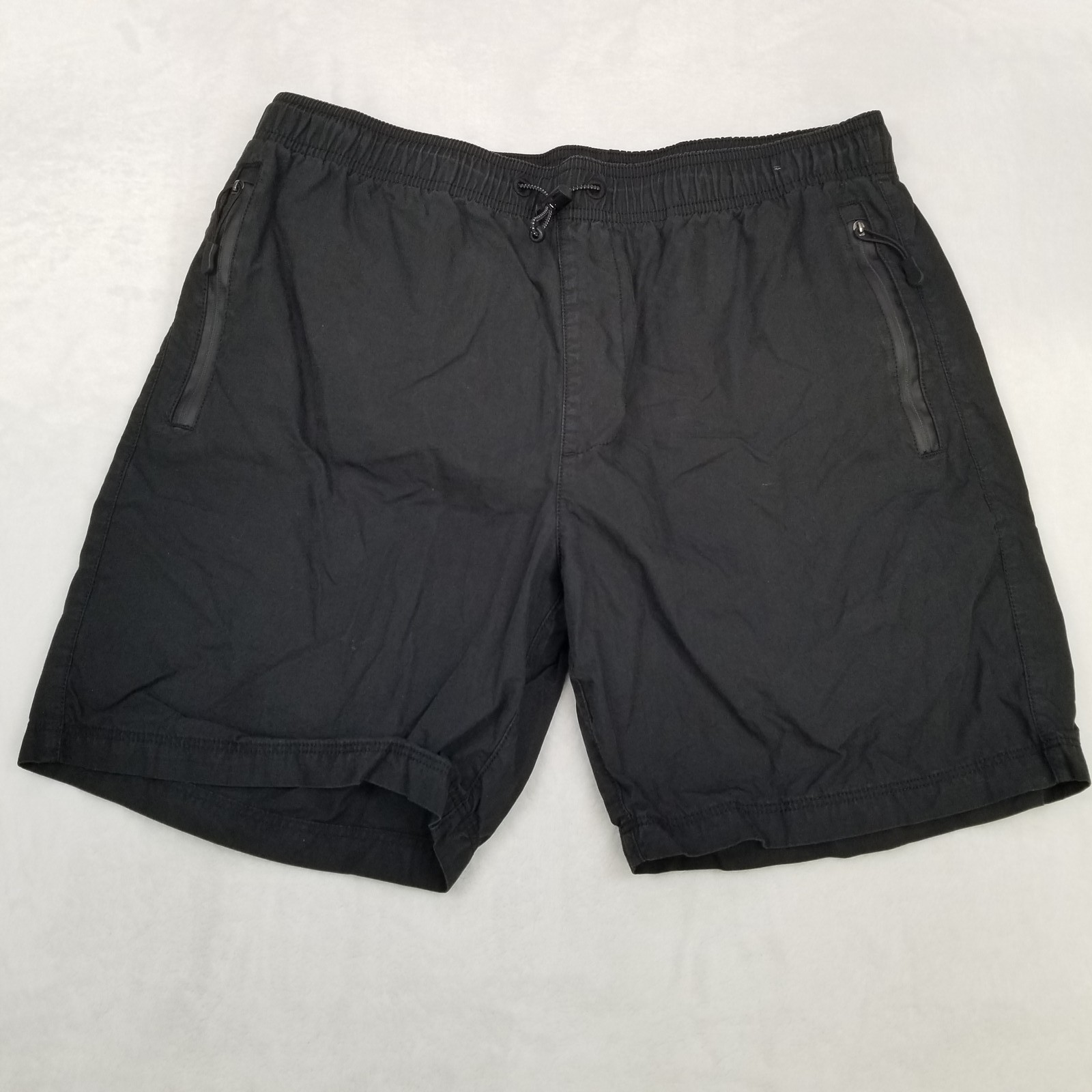 RVCA Men’s Black Hybrid Swim Athletic Shorts Size Medium Zipper Pockets Casual