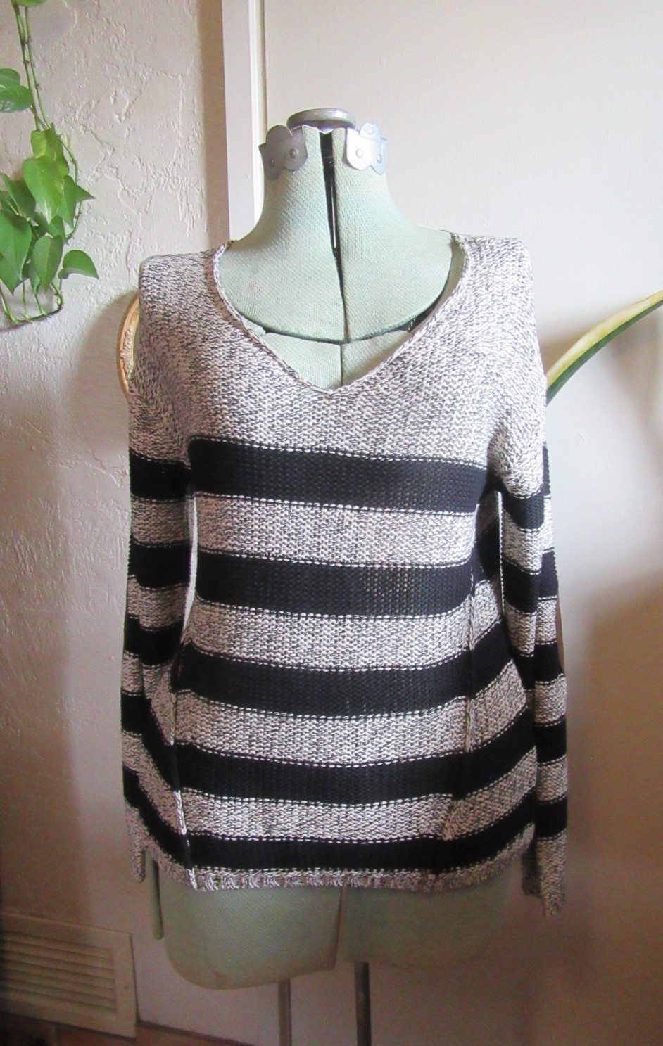 RDI White Black Striped Pullover Open Knit Elbow Pads Casual Preppy Sweater, S