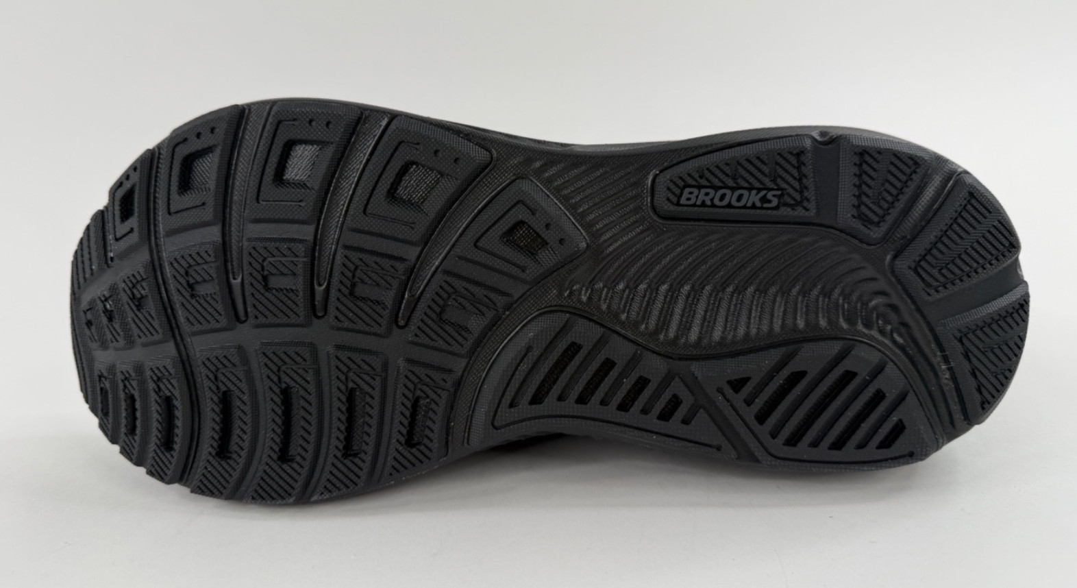 Men’s Brooks Ghost 17, Black/Black/Ebony, 10 D Medium US