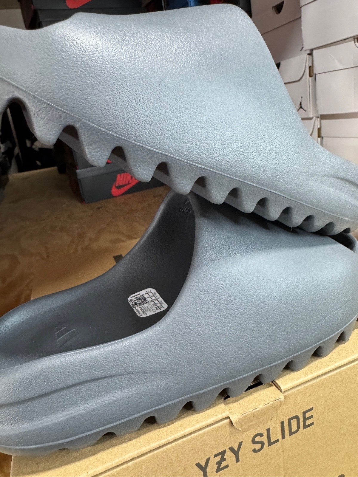 Adidas Yeezy Slides ‘Slate Grey’ ID2350 BRAND NEW MENS SIZES AVAILABLE