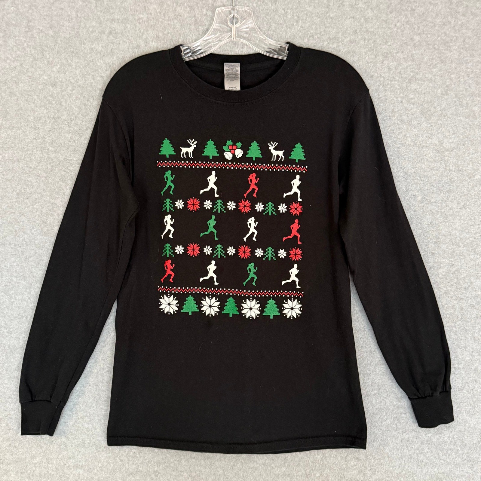 Gildan Christmas Running Graphic T-Shirt Mens Small Black Long Sleeve Tee
