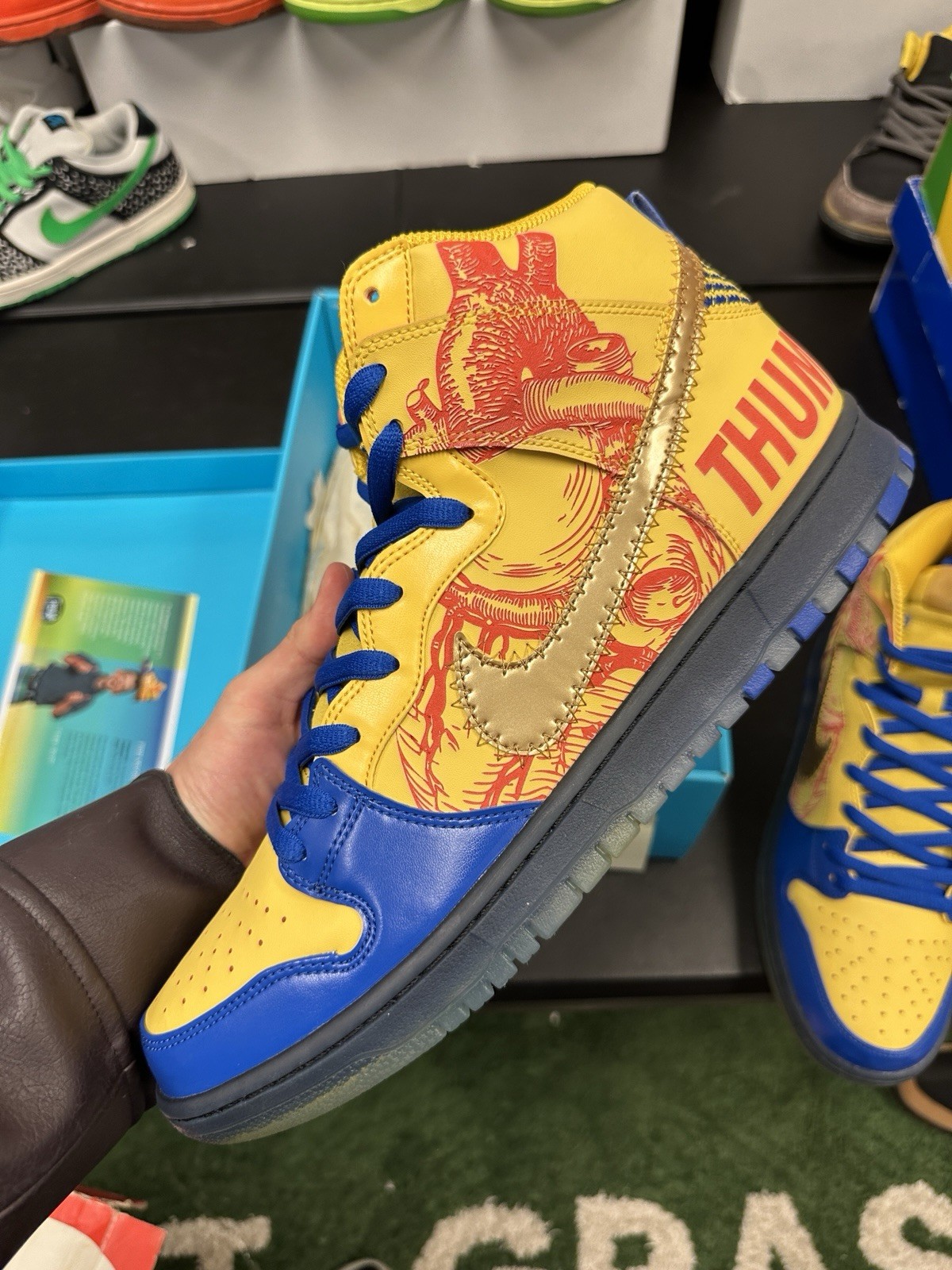 SIZE 13M – NIKE SB DUNK HIGH ”DOERNBECHER”