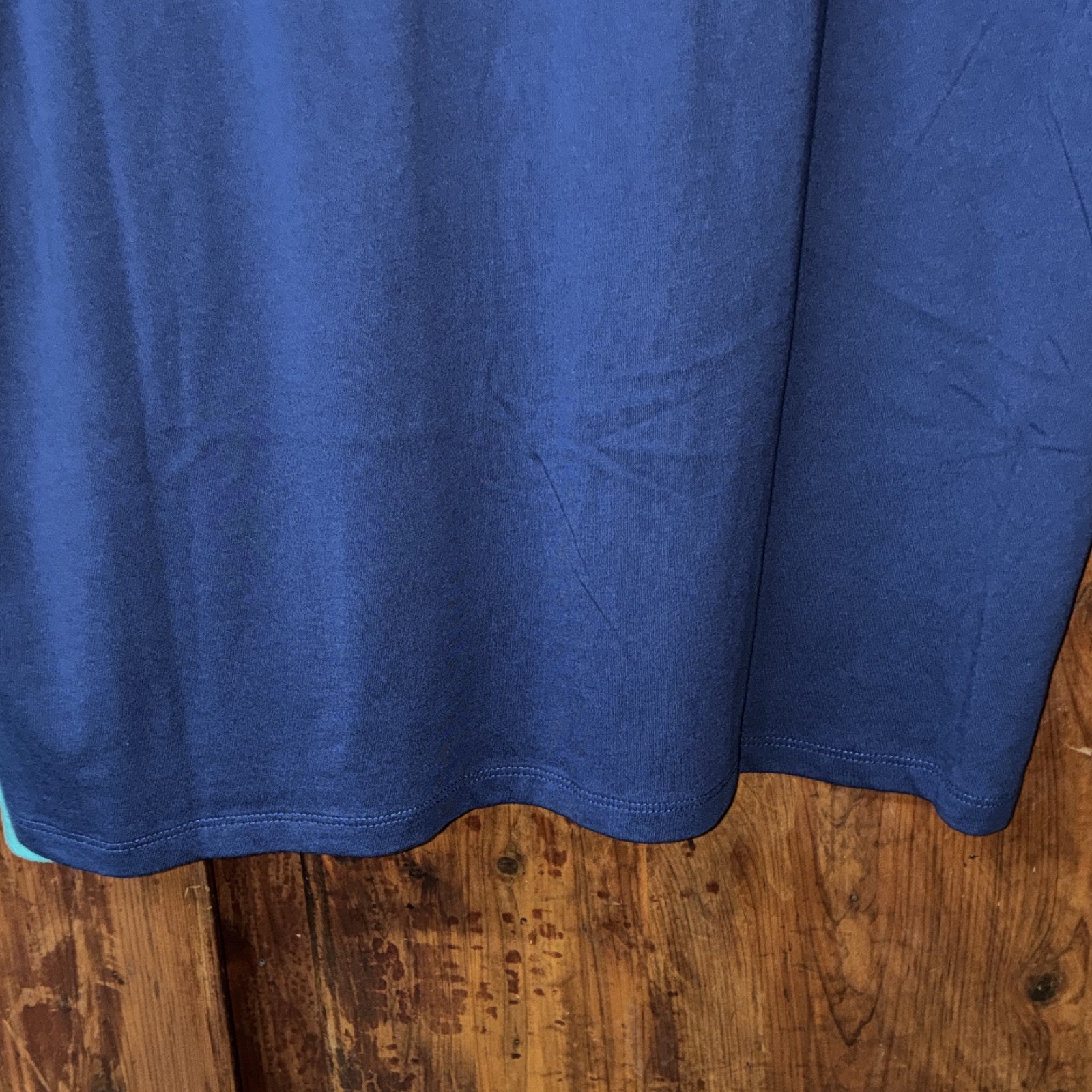 2 Bench Men’s Sz. S Crew Neck Short Sleeve Graphic Logo Tee Blue & Green NWT