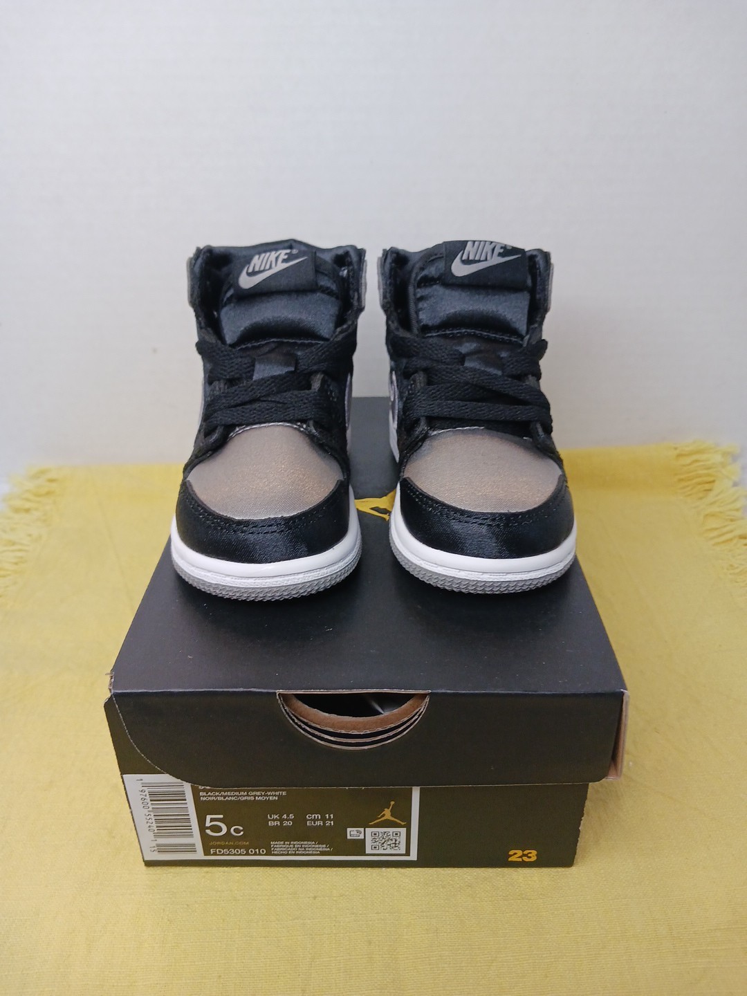 Jordan 1 Retro High OG Satin Shadow Toddler Size 5C FD5305 010 Black /Grey