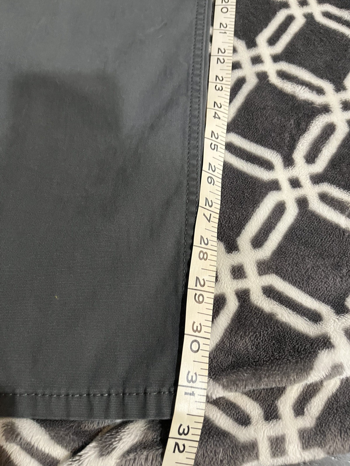 Magellan Water Repellant men’s pants size 34×34 long Gray 5-pocket