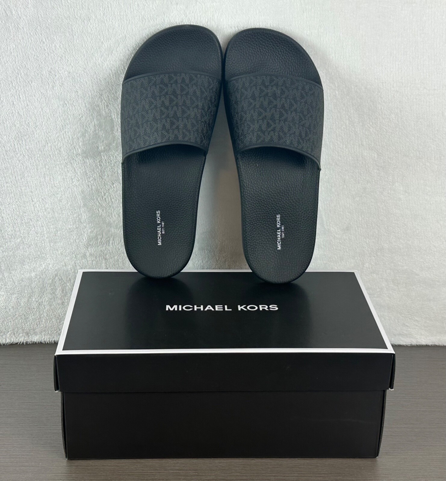 Michael Kors Men’s Black Dawson Signature Logo Slide Sandals Size 10 NWB