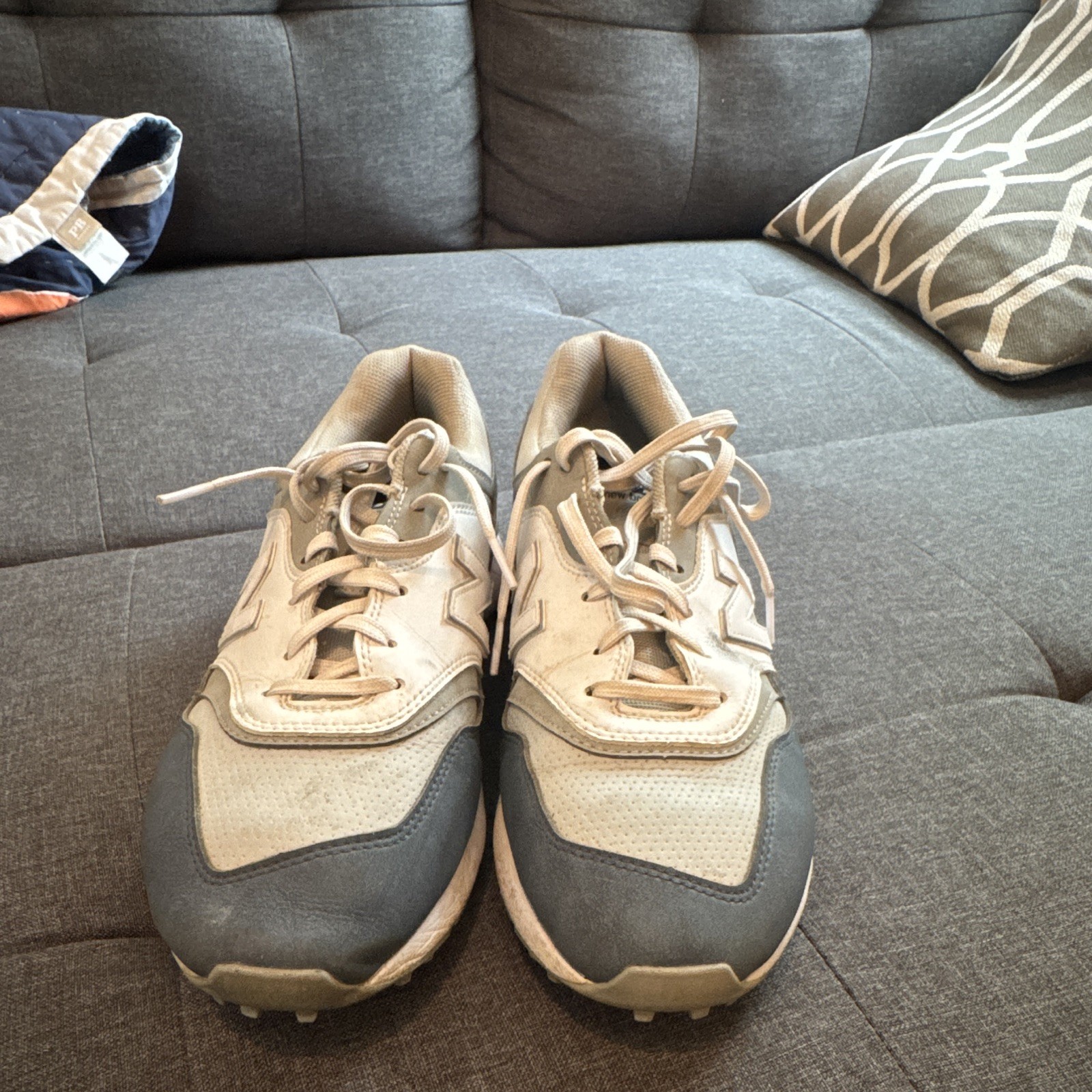 New Balance Men’s Golf Shoes. Low Top Lace-Up Athletic Sneaker