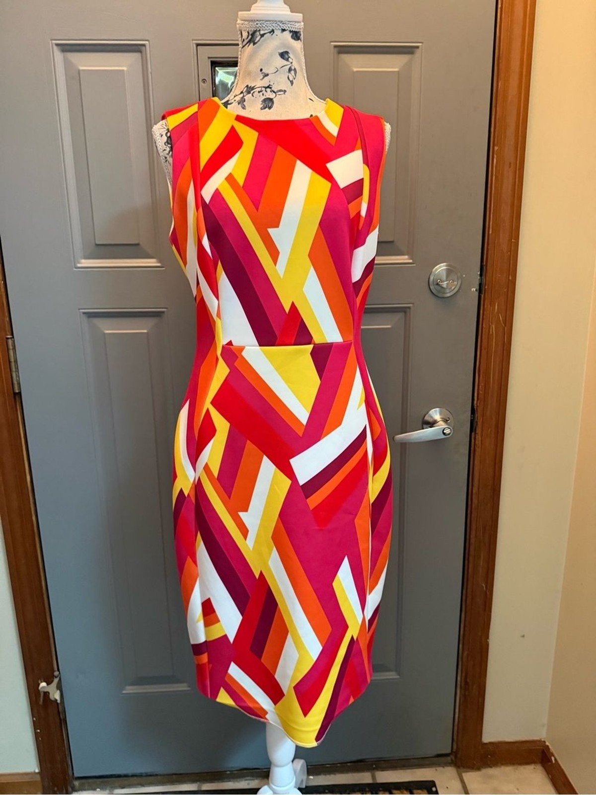 CalvinKlein geometric abstract sleeveless scuba dress (10) orange/yellow/red/wh
