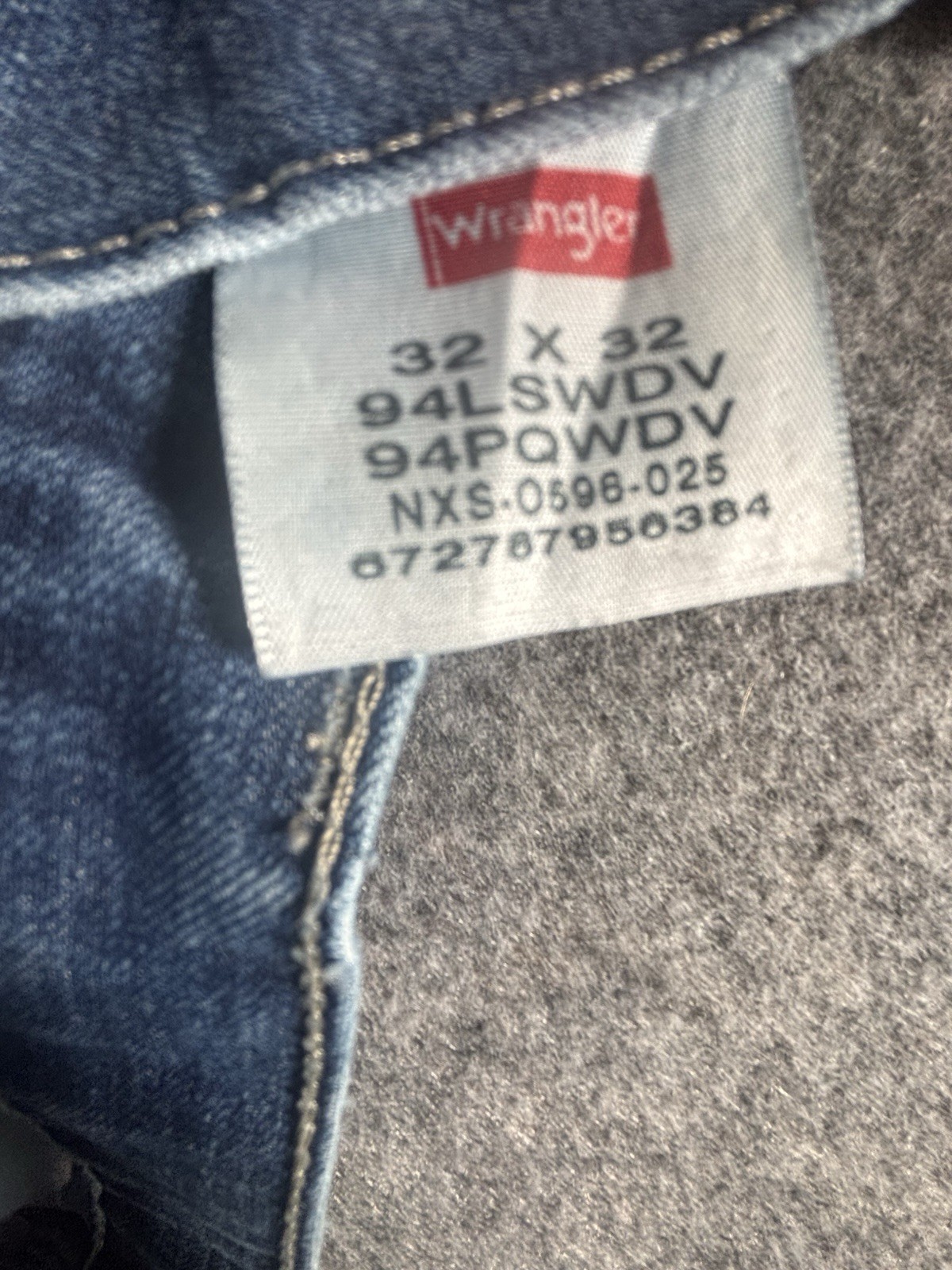 Wrangler Carpenter Jeans Men’s 32×32 Medium Wash Blue Denim Straight Leg