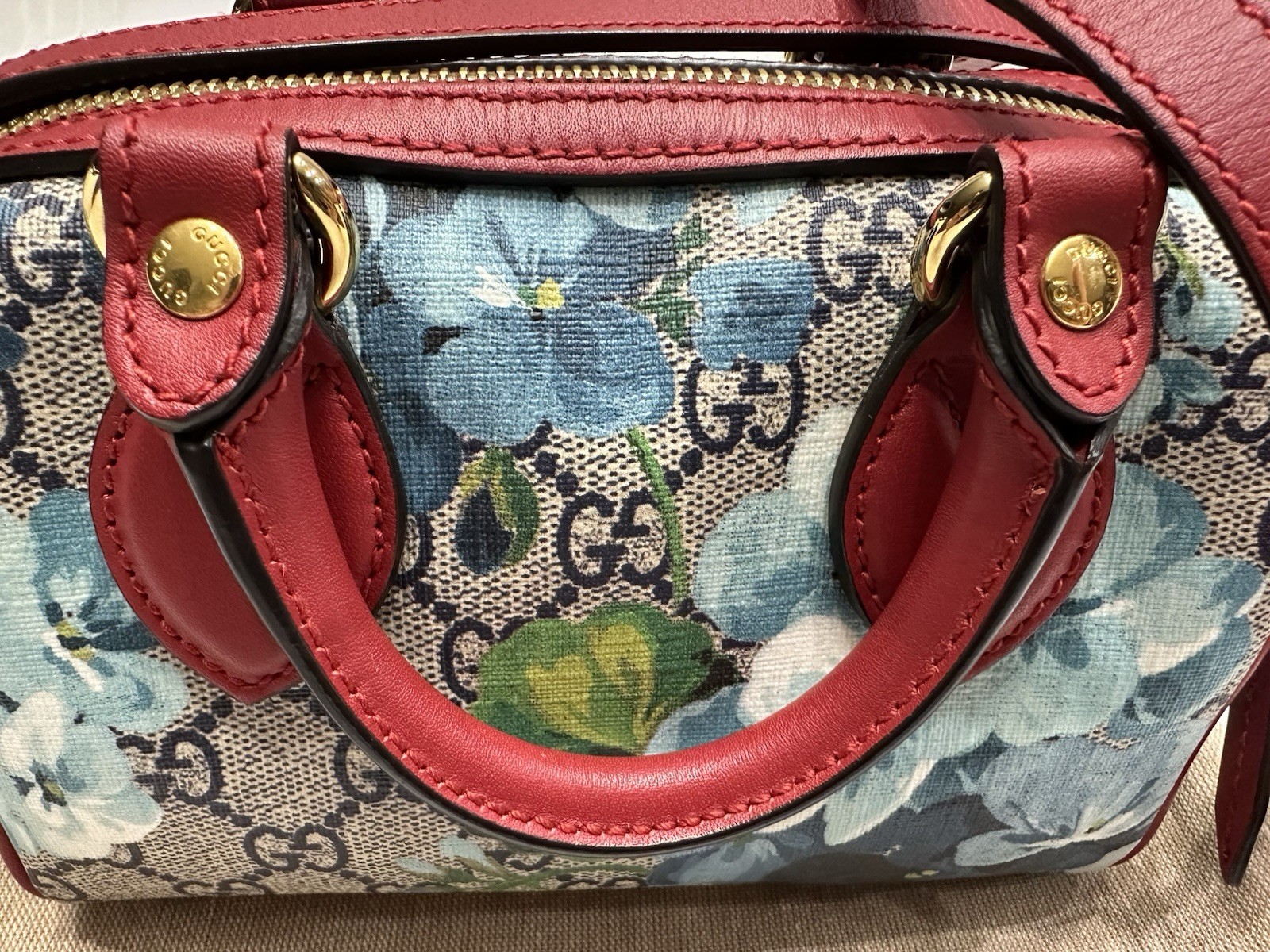 Authentic Gucci GG Supreme Monogram Blooms Mini Boston Bag Red Floral w/ Strap