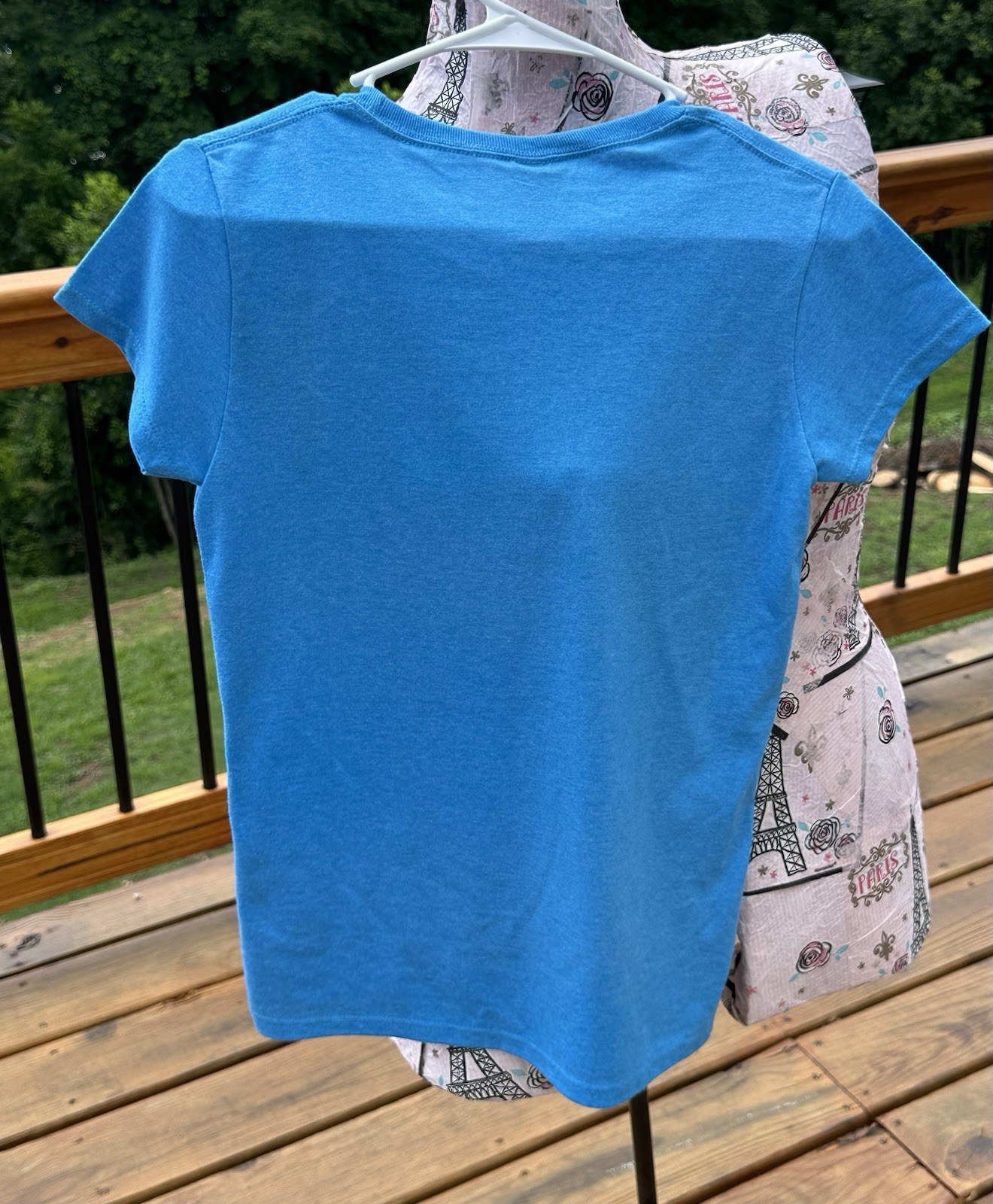 NWOT Blue Shirt With The Words Boat Waves Sun Rays Lake Days Size Small Gildan