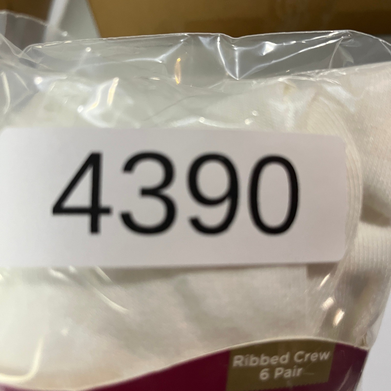 Goldtoe Socks Womens 9-11 White Ribbed Crew 4 Pairs Cotton Blend 4585