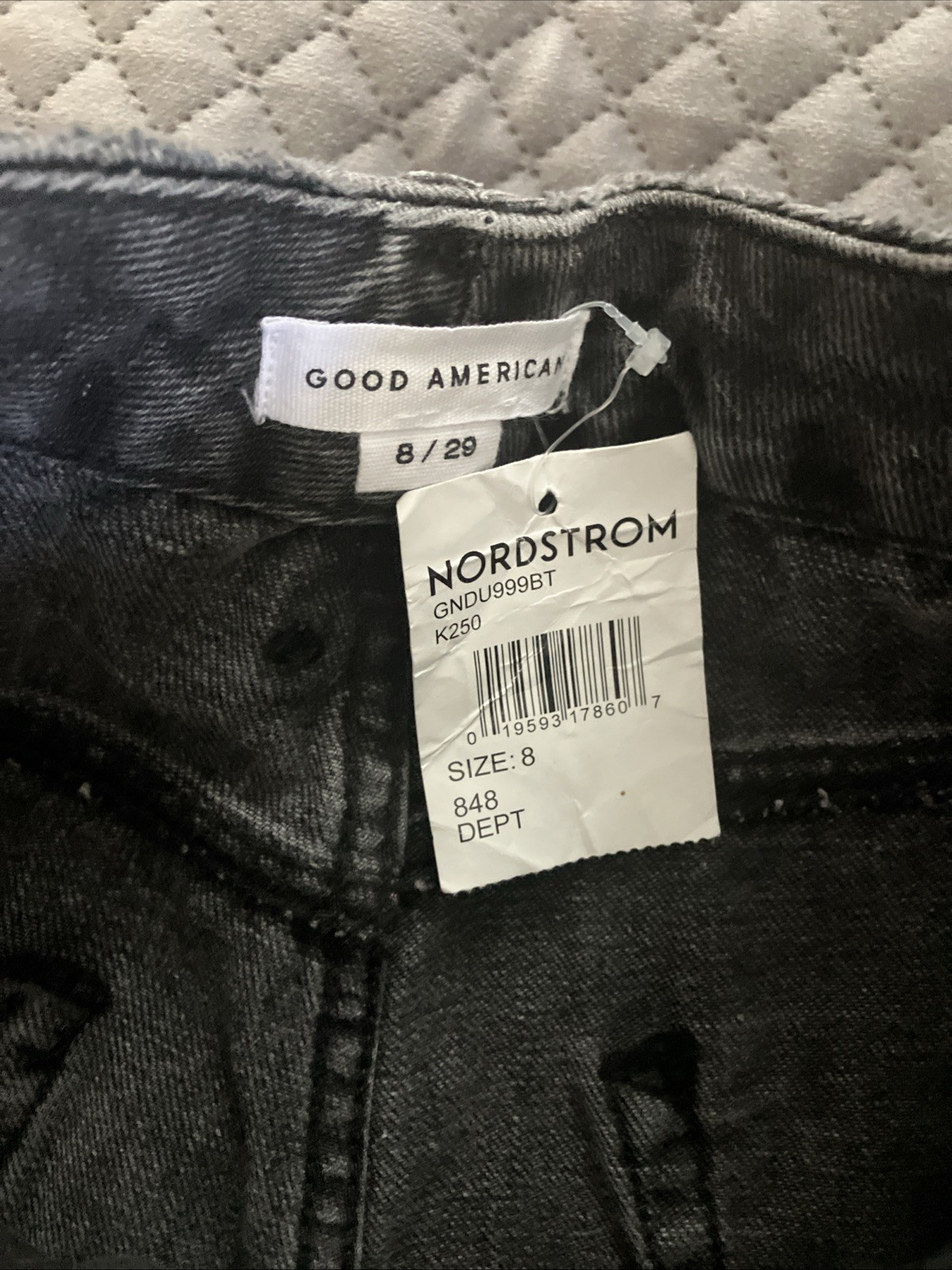 Good American Black Skinny Jeans 8/29 GNDU999BT Distressed