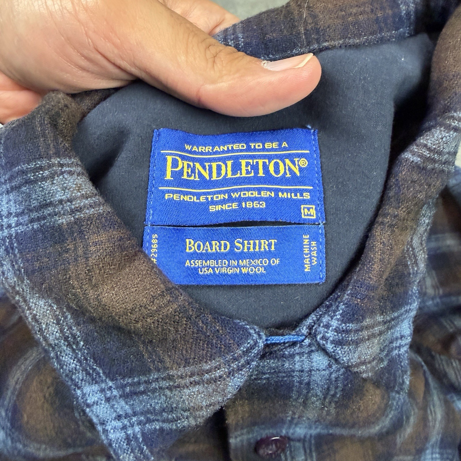 Pendleton Flannel Shirt Mens Medium Blue Board Shirt Wool USA Preowned