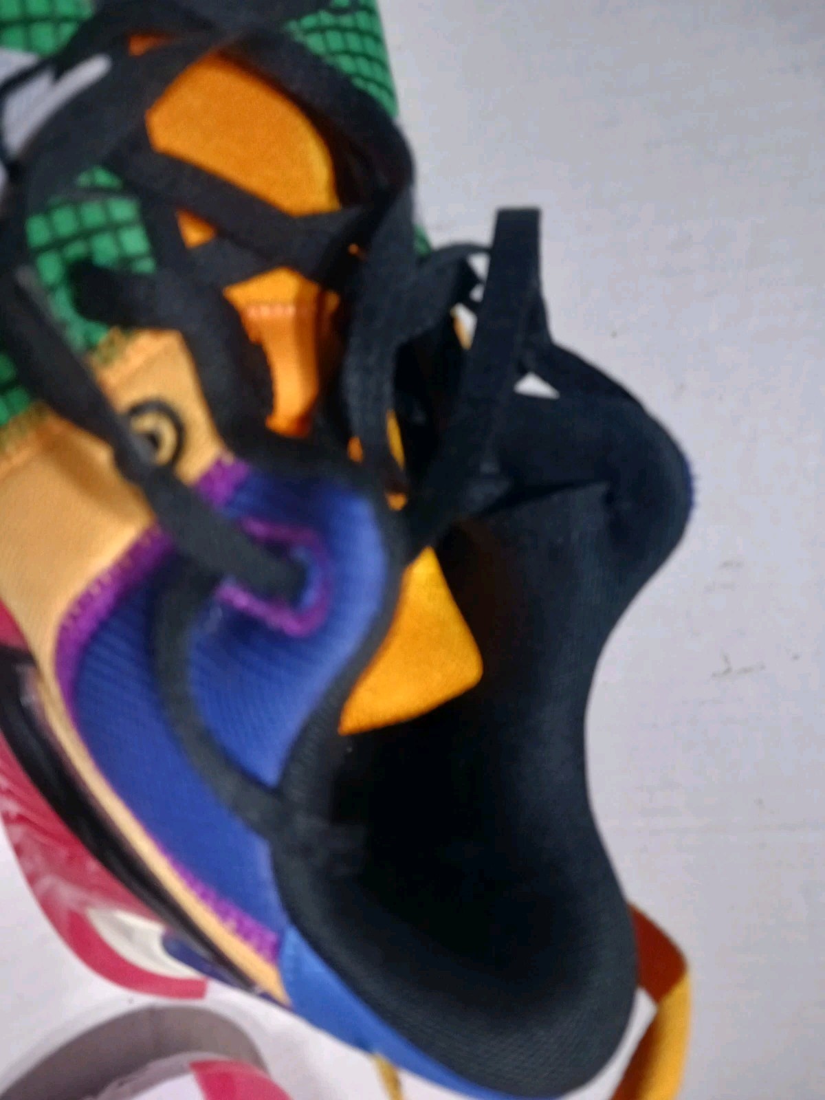 Nike LeBron Witness 7 HO22 Men’s Size 10.5 Basketball Shoes D1123501 Multicolor