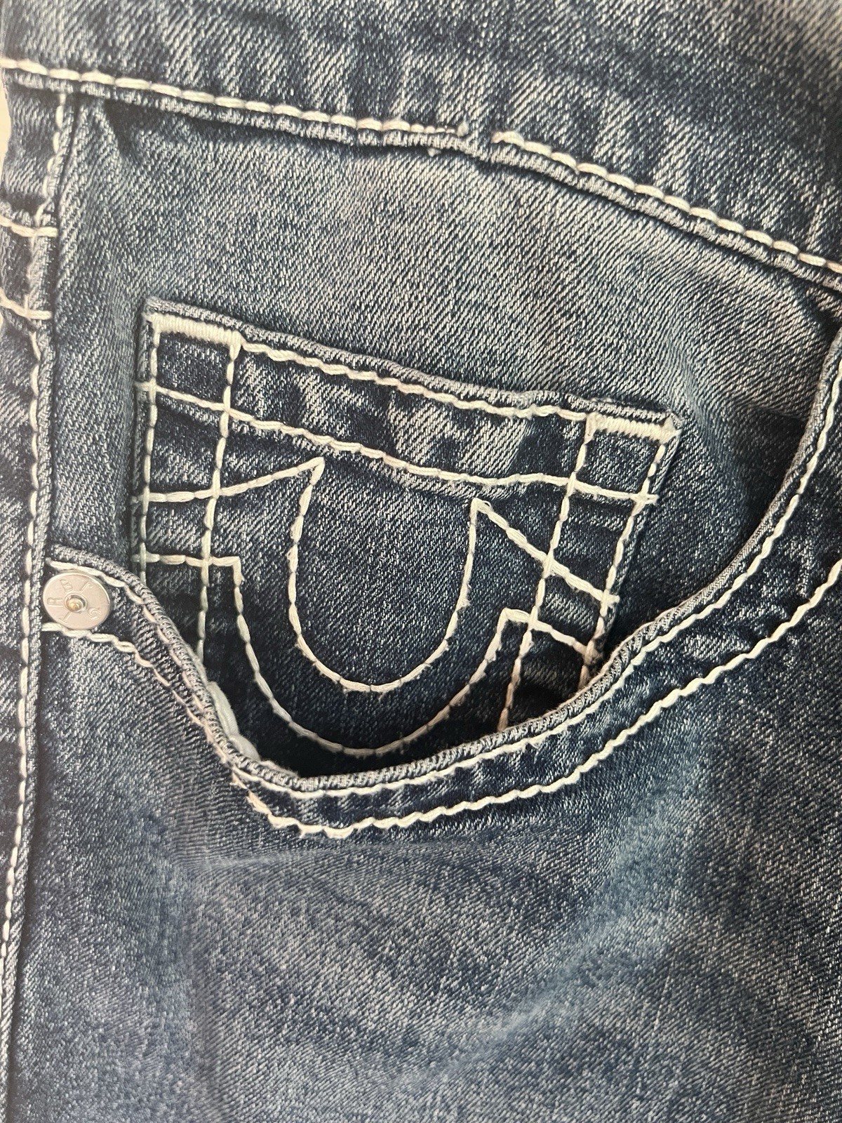 True Religion Men’s Blue Denim Jeans Relaxed Straight Mid Rise Medium Wash