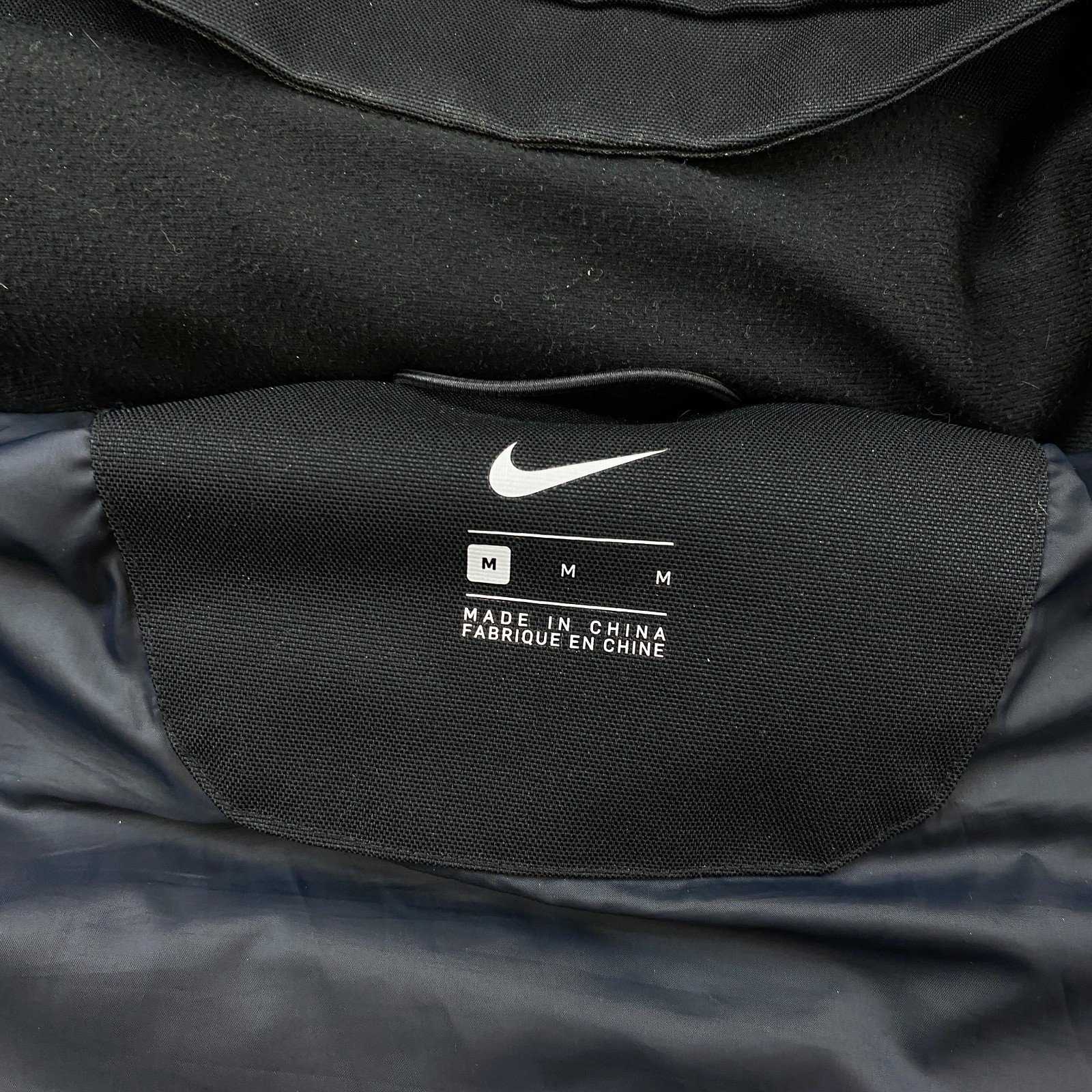 Nike Team Training 550 Down Fill Hood Puffer Jacket Medium Black Quilted 915036