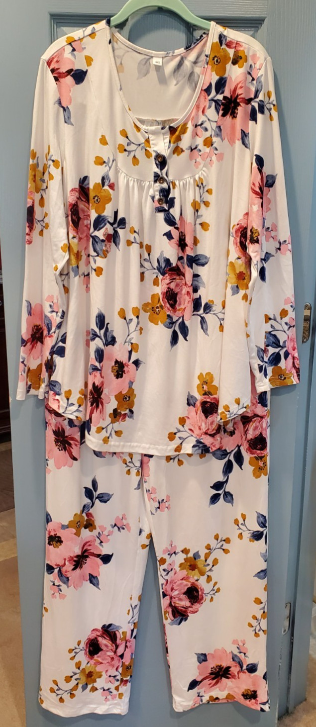 Women’s Top & Pants Set Long Sleeve Pull-On Size 2XL Floral Ivory Pink Blue