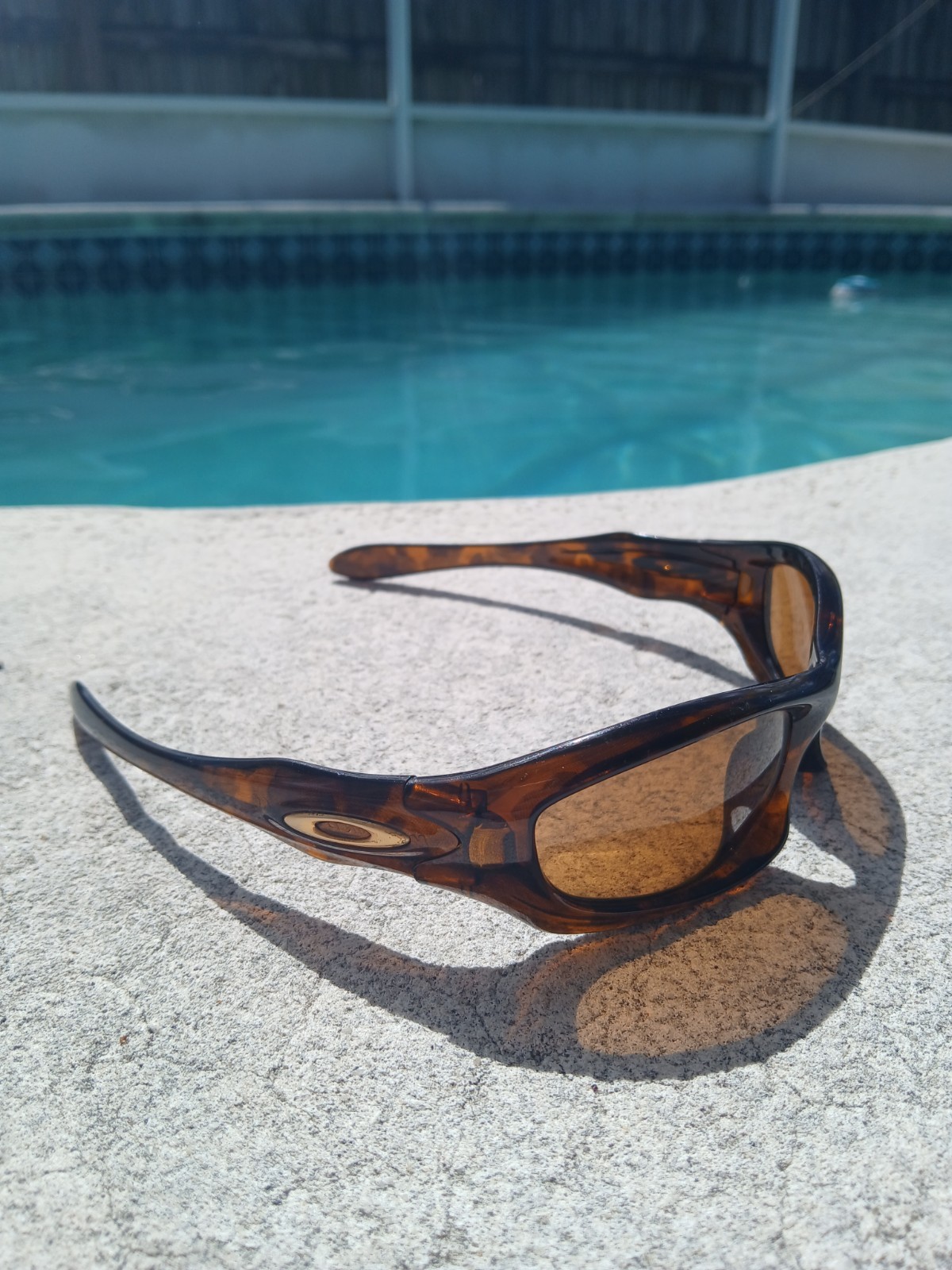 ✨Rare 1ST Gen Oakley Monster Dog Sunglasses Tortoise Frame Bronze Gold Icons✨️