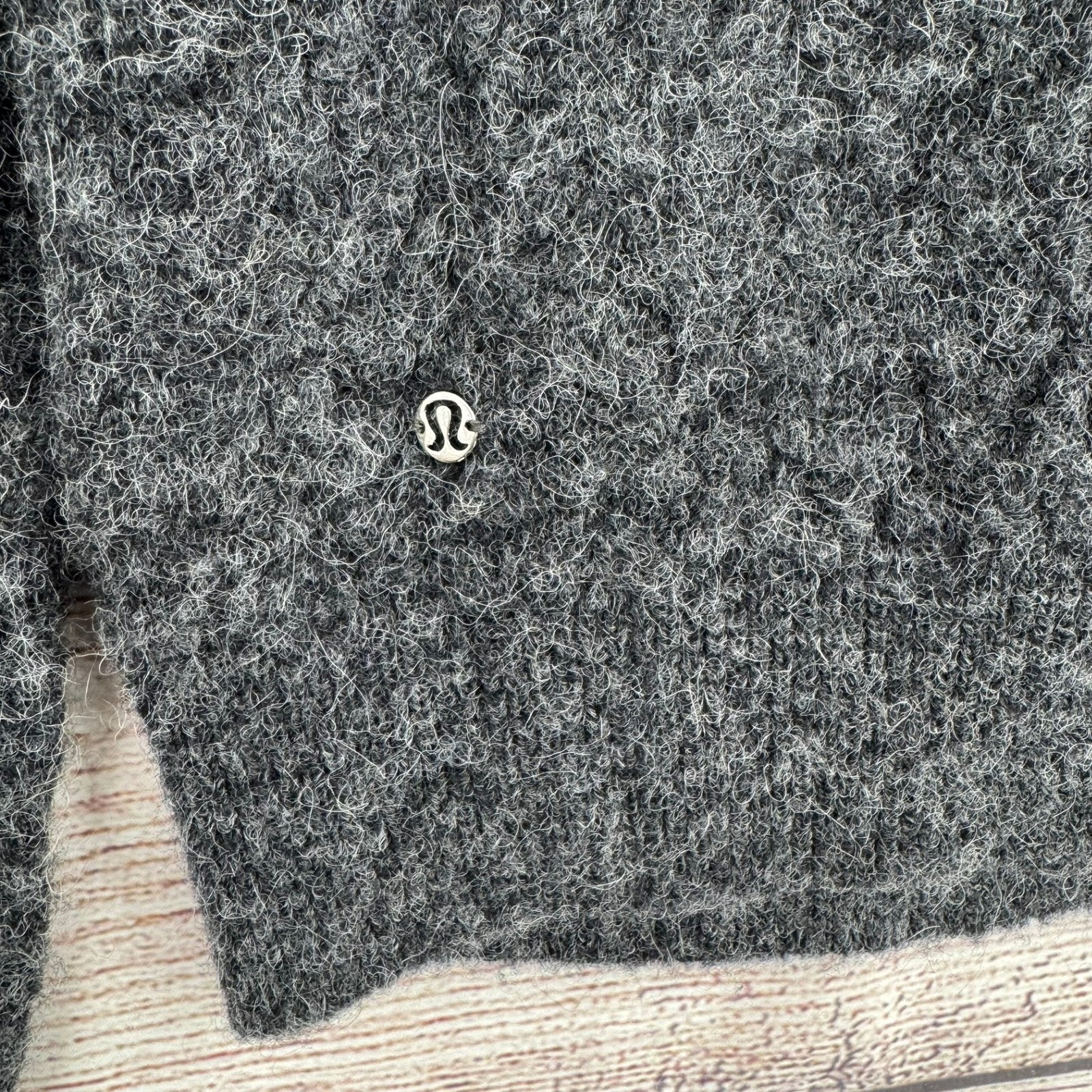 Lululemon Alpaca Wool Blend Sweater Womens S/P Grey Cropped Crewneck LW3HZKS