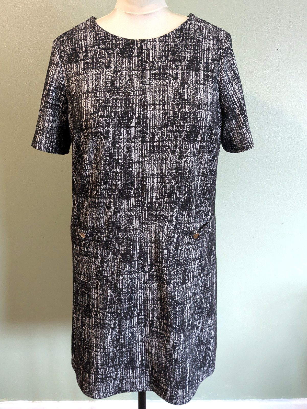 Et Vous Matalan Textured Ponte Shift Dress Size 18 Short Sleeves Front Pockets
